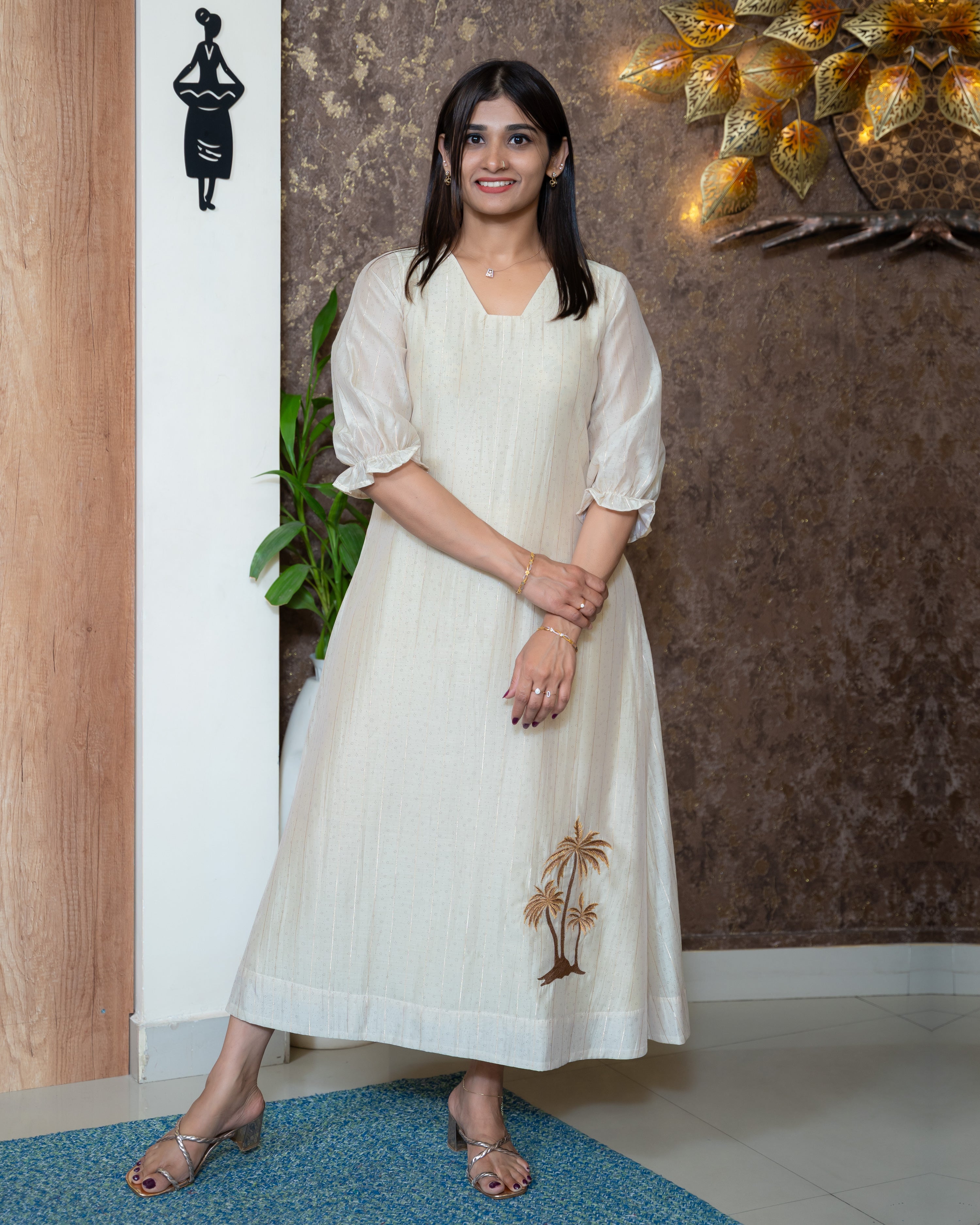 Load image into Gallery viewer, Mul Chanderi Designer Kurti(Pre-Order)-1093
