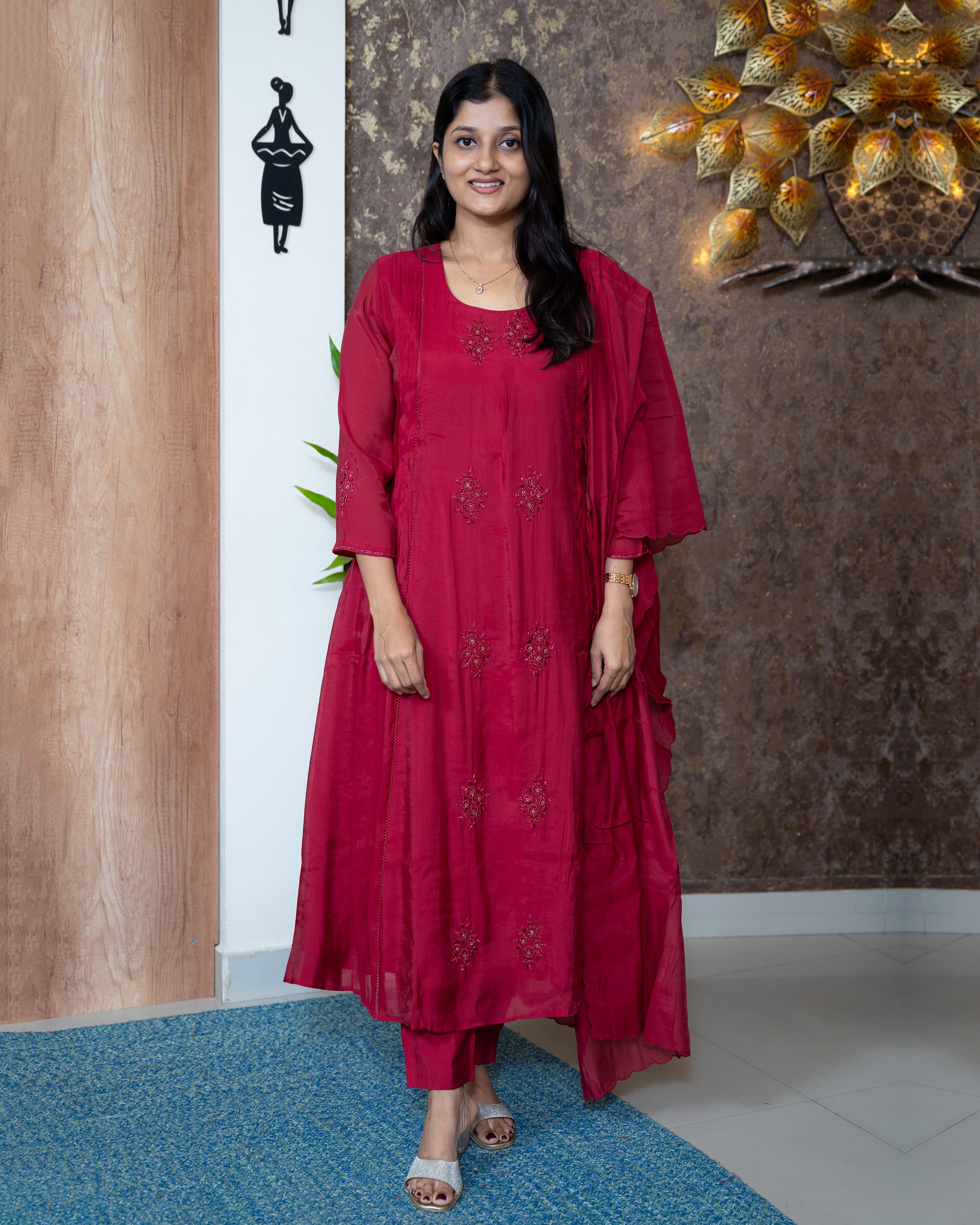 Load image into Gallery viewer, Mul Chanderi Suit-7763
