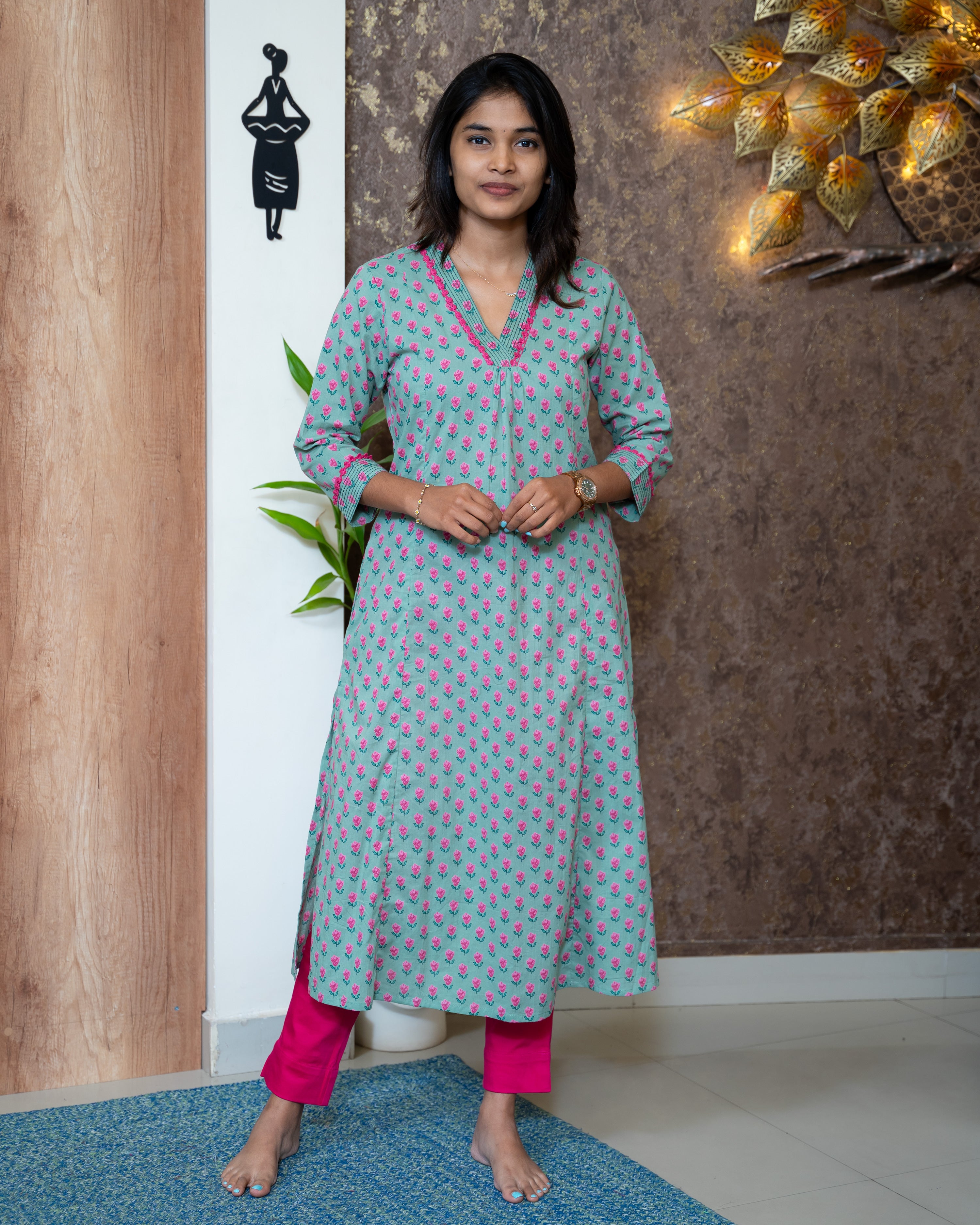 Load image into Gallery viewer, Cotton Kurti-7814
