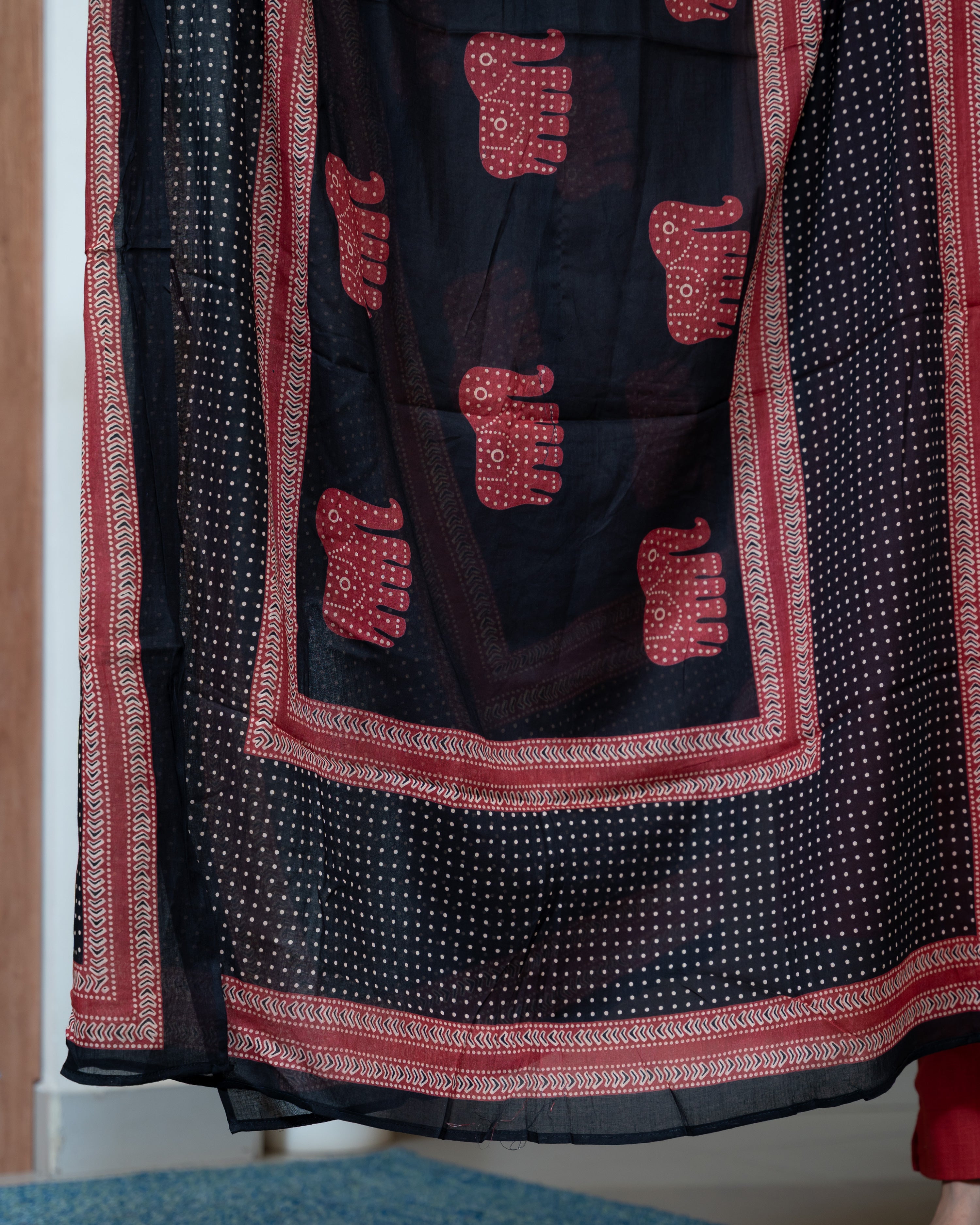 Load image into Gallery viewer, Cotton Suit-7815
