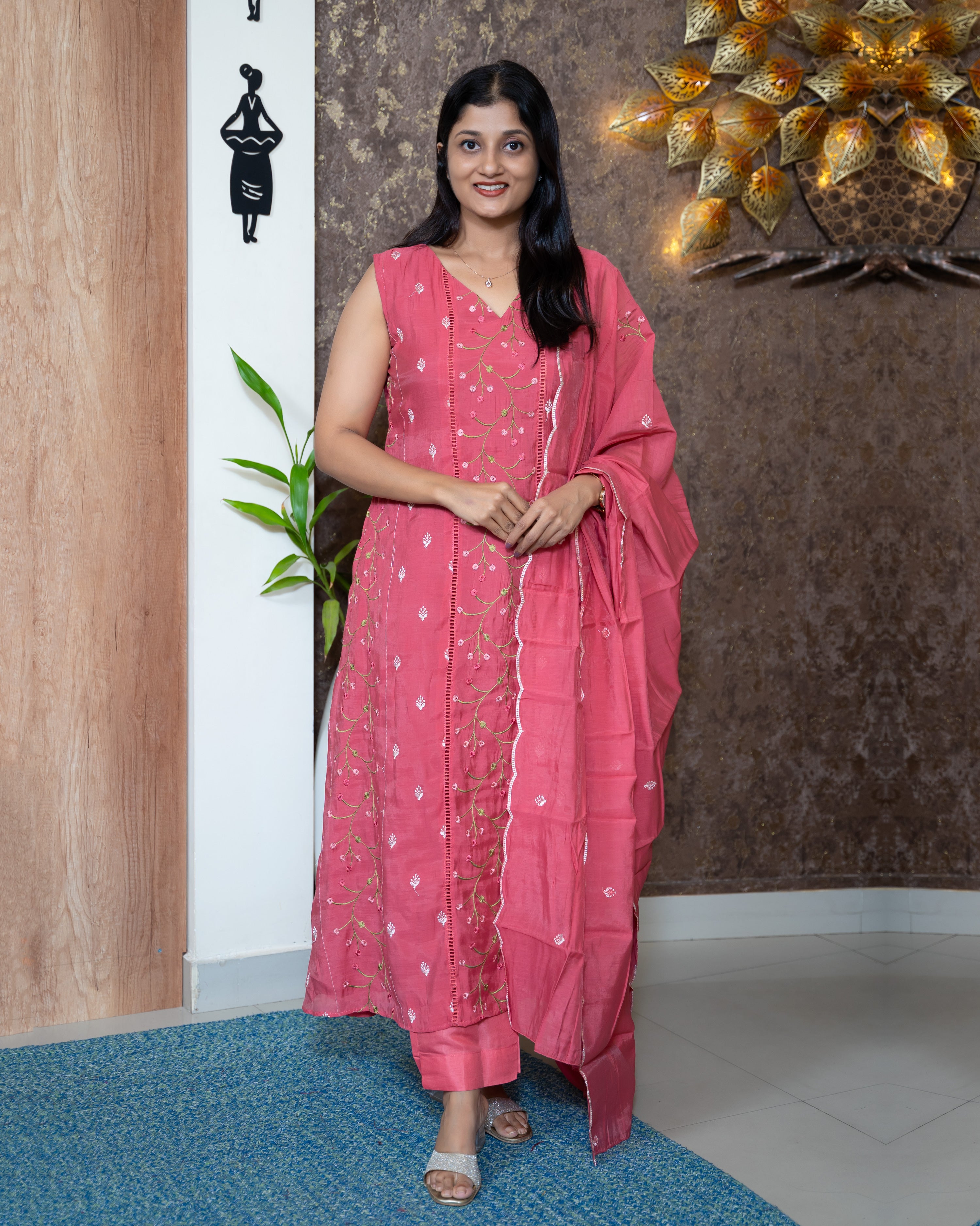 Load image into Gallery viewer, Mul chanderi Suit-7870

