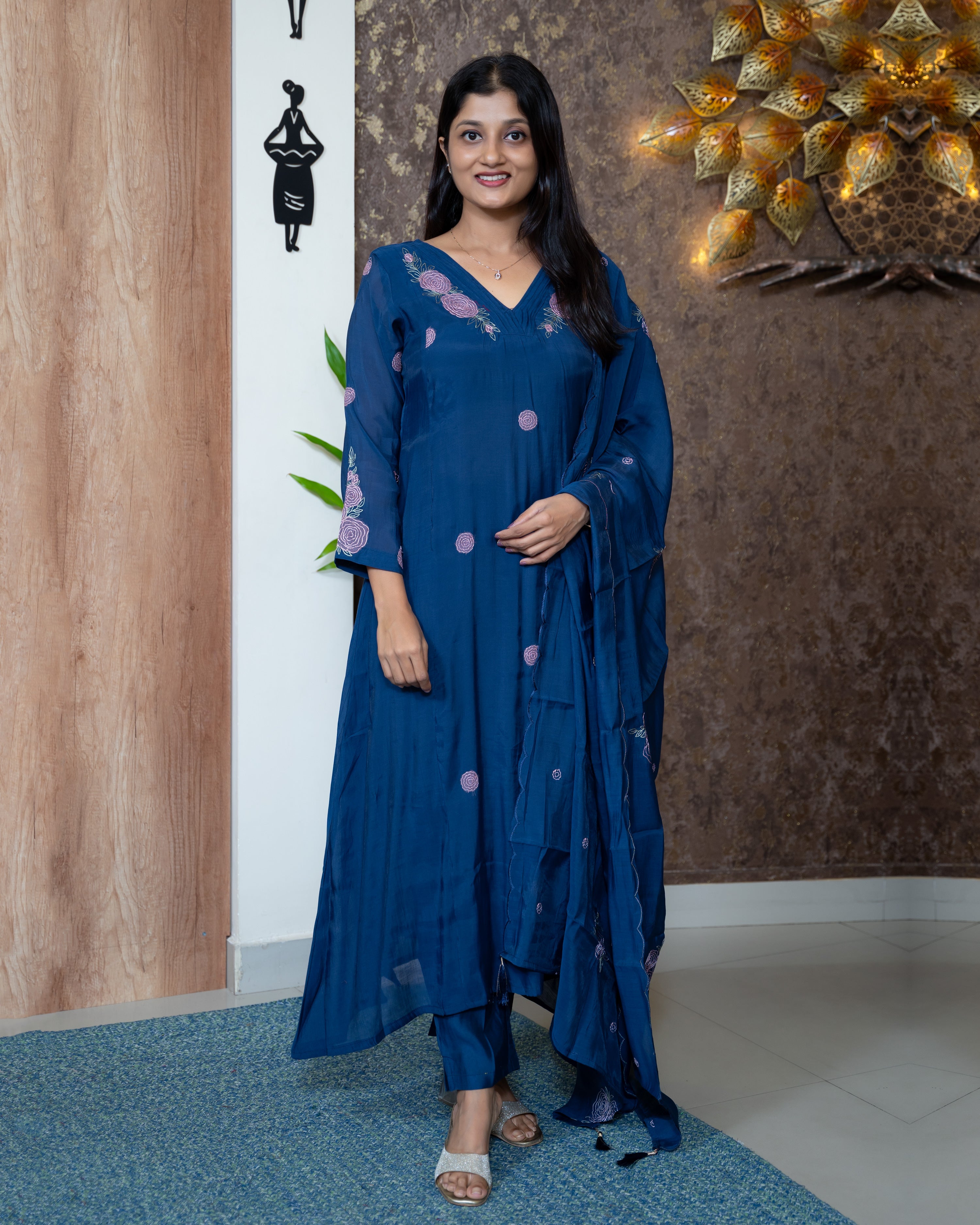 Load image into Gallery viewer, Mul Chanderi Suit-7868
