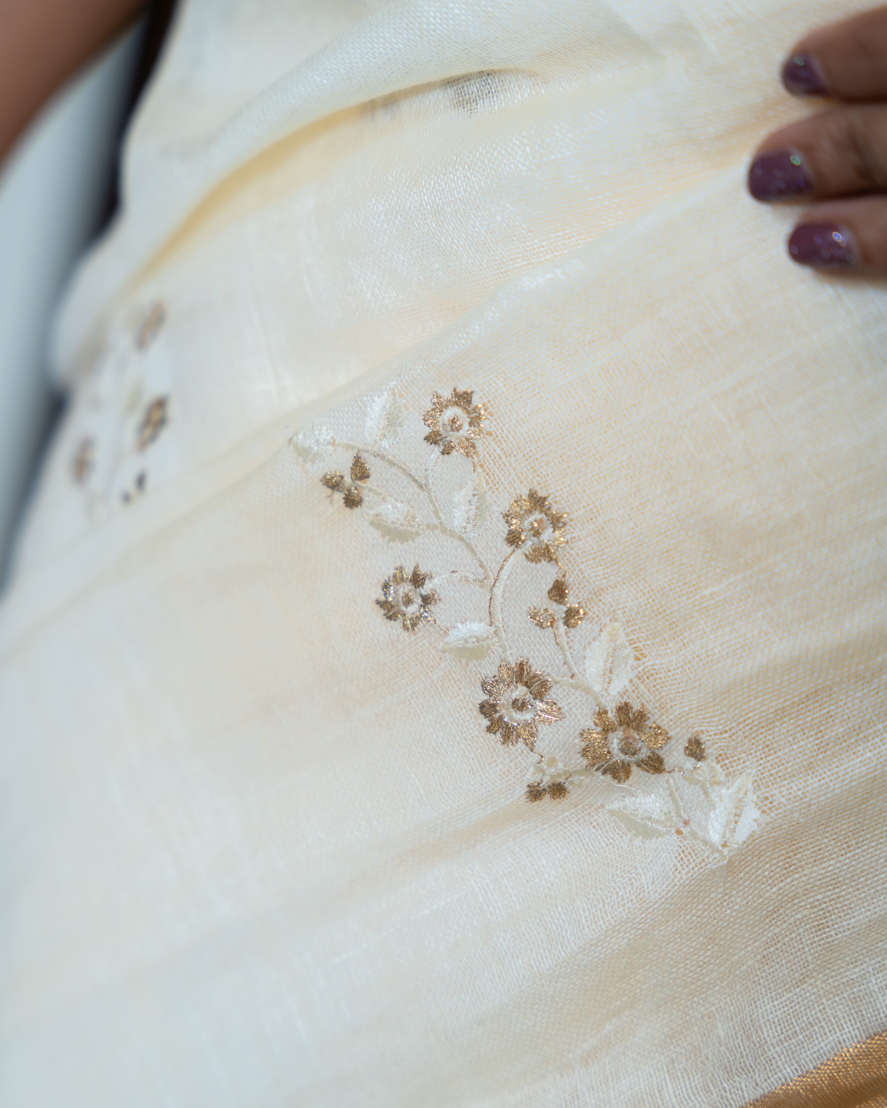 Load image into Gallery viewer, Linen Saree-
