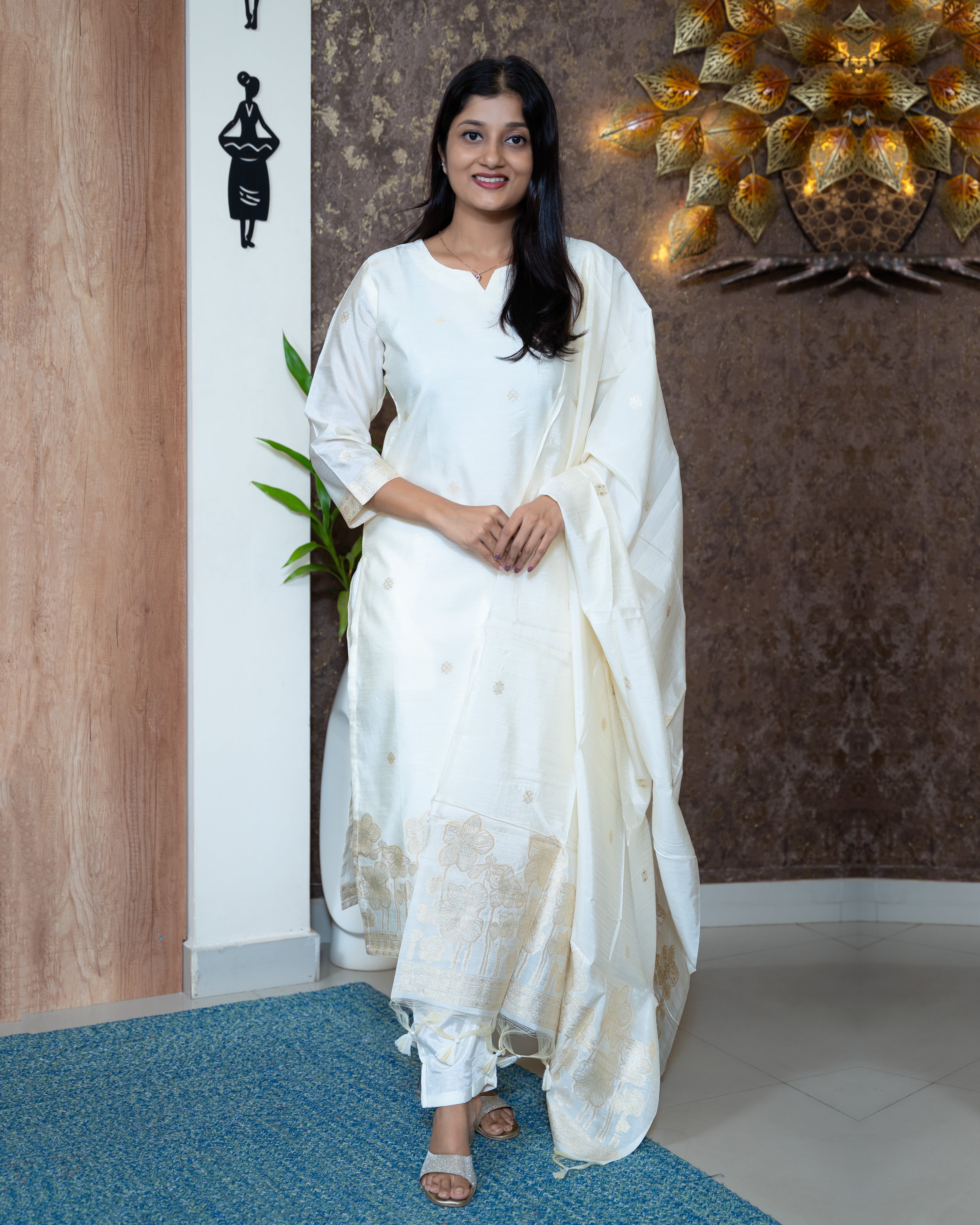 Load image into Gallery viewer, Semi Silk Suit-7918
