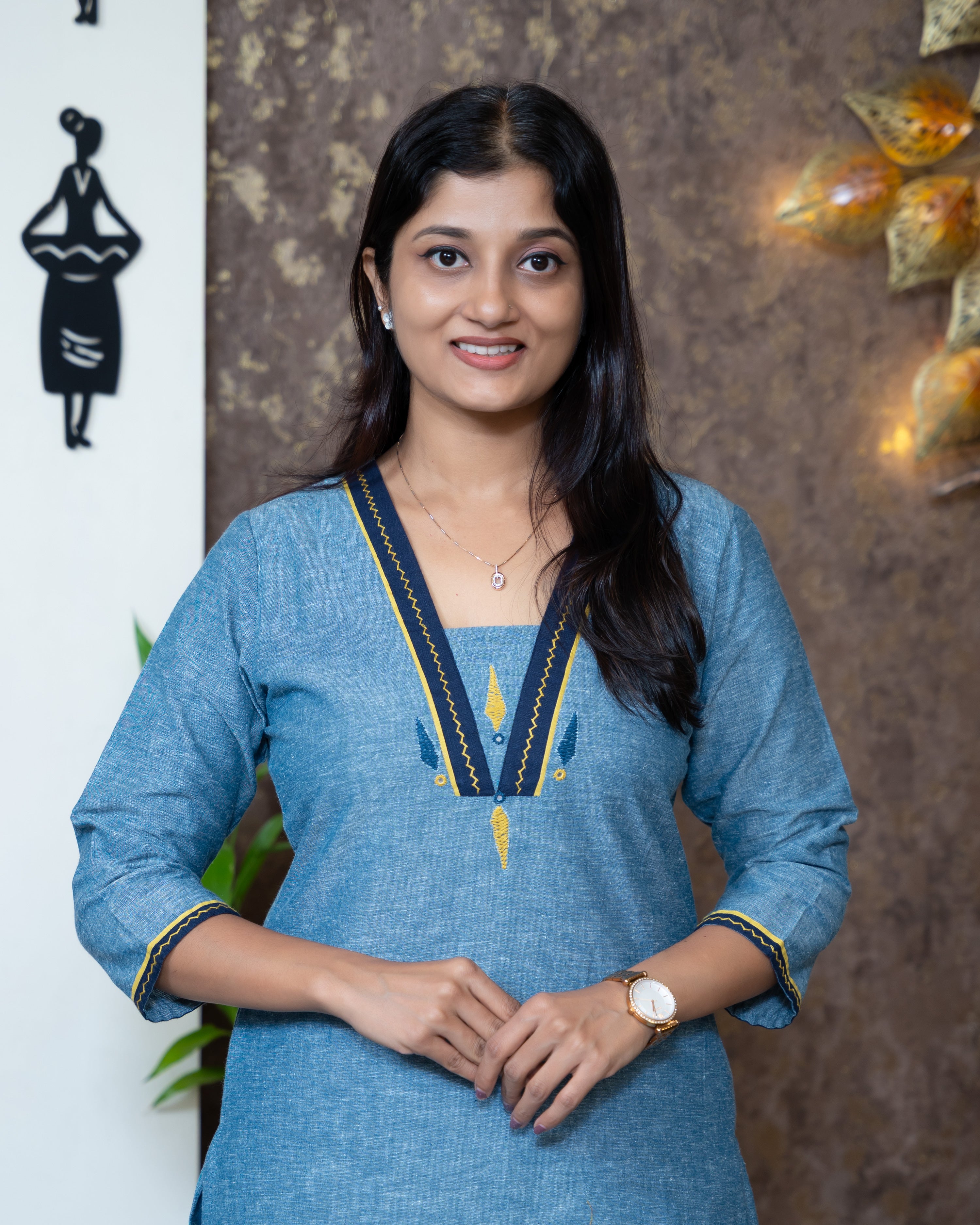 Load image into Gallery viewer, Khadhi Cotton Kurti-7967
