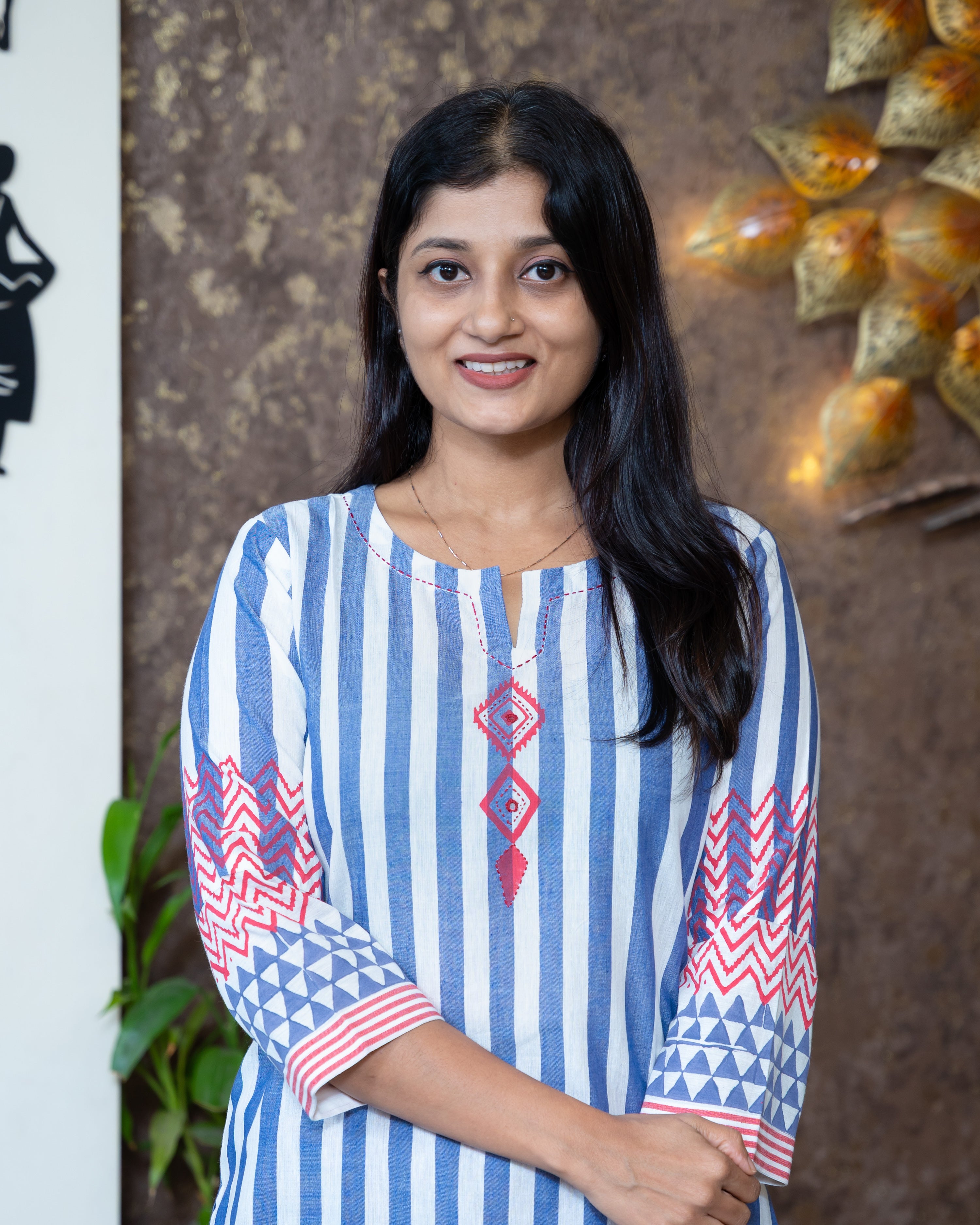 Load image into Gallery viewer, Cotton Kurti-7969

