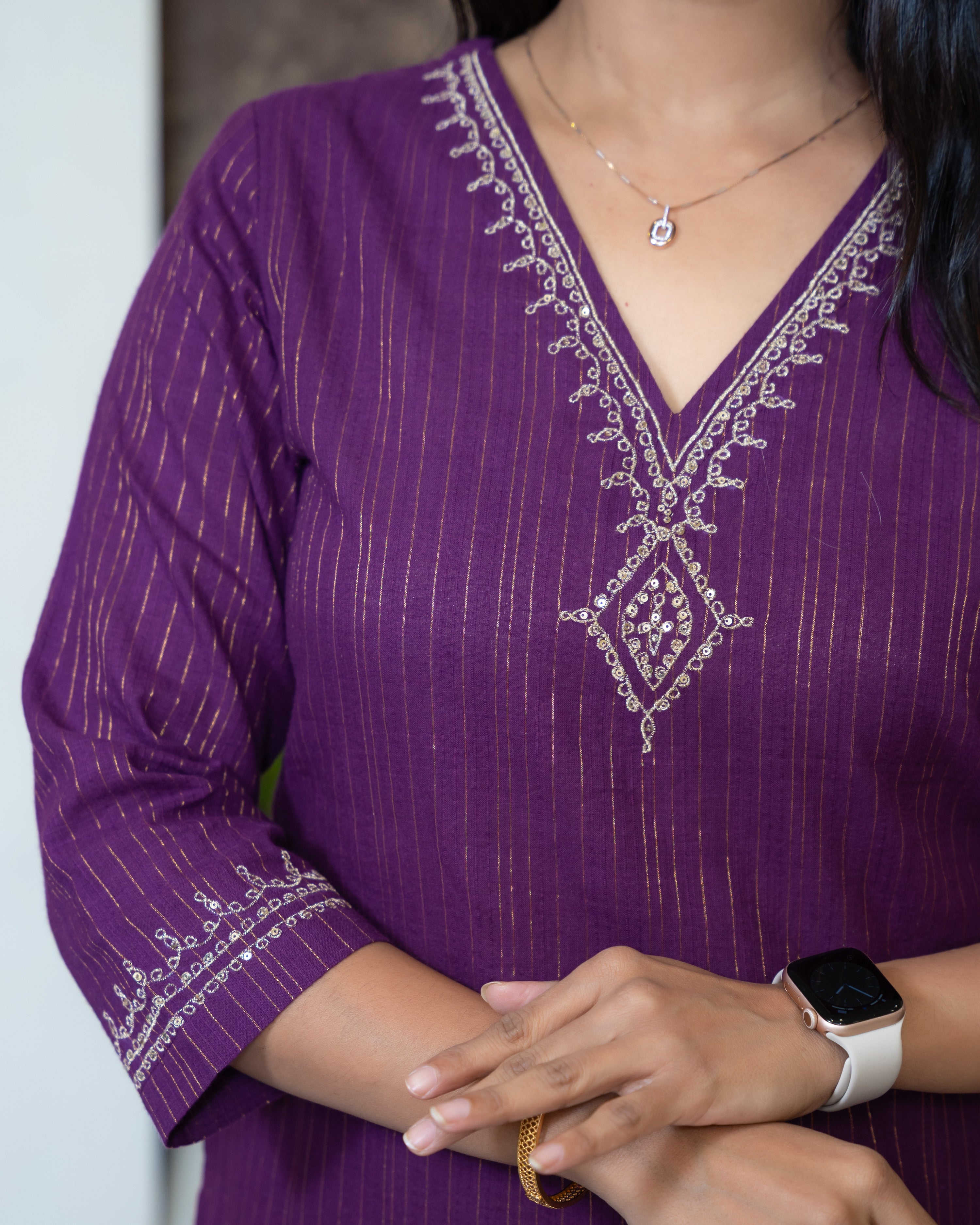 Load image into Gallery viewer, Cotton Kurti-8071
