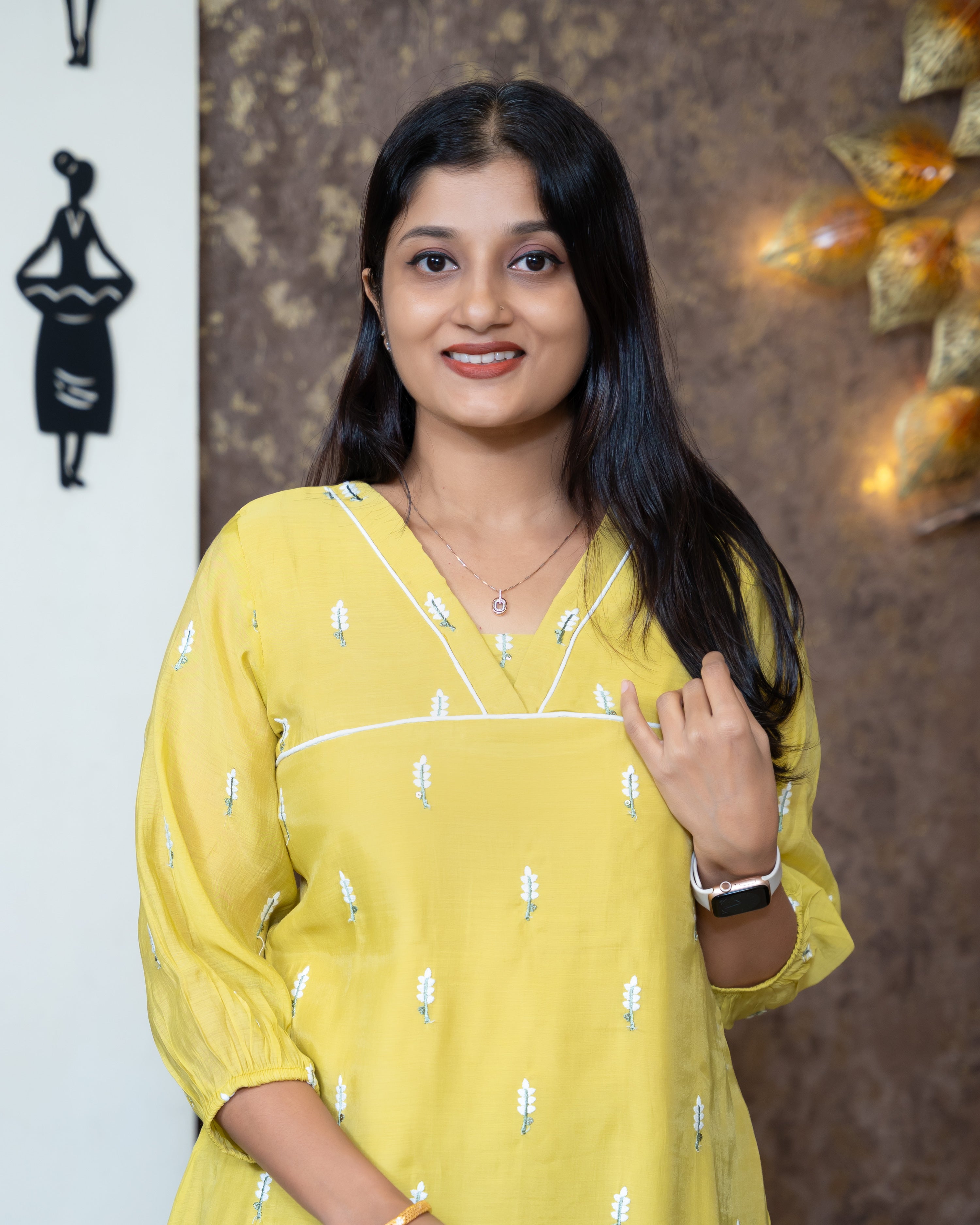 Load image into Gallery viewer, Mul Chanderi Kurti-8074
