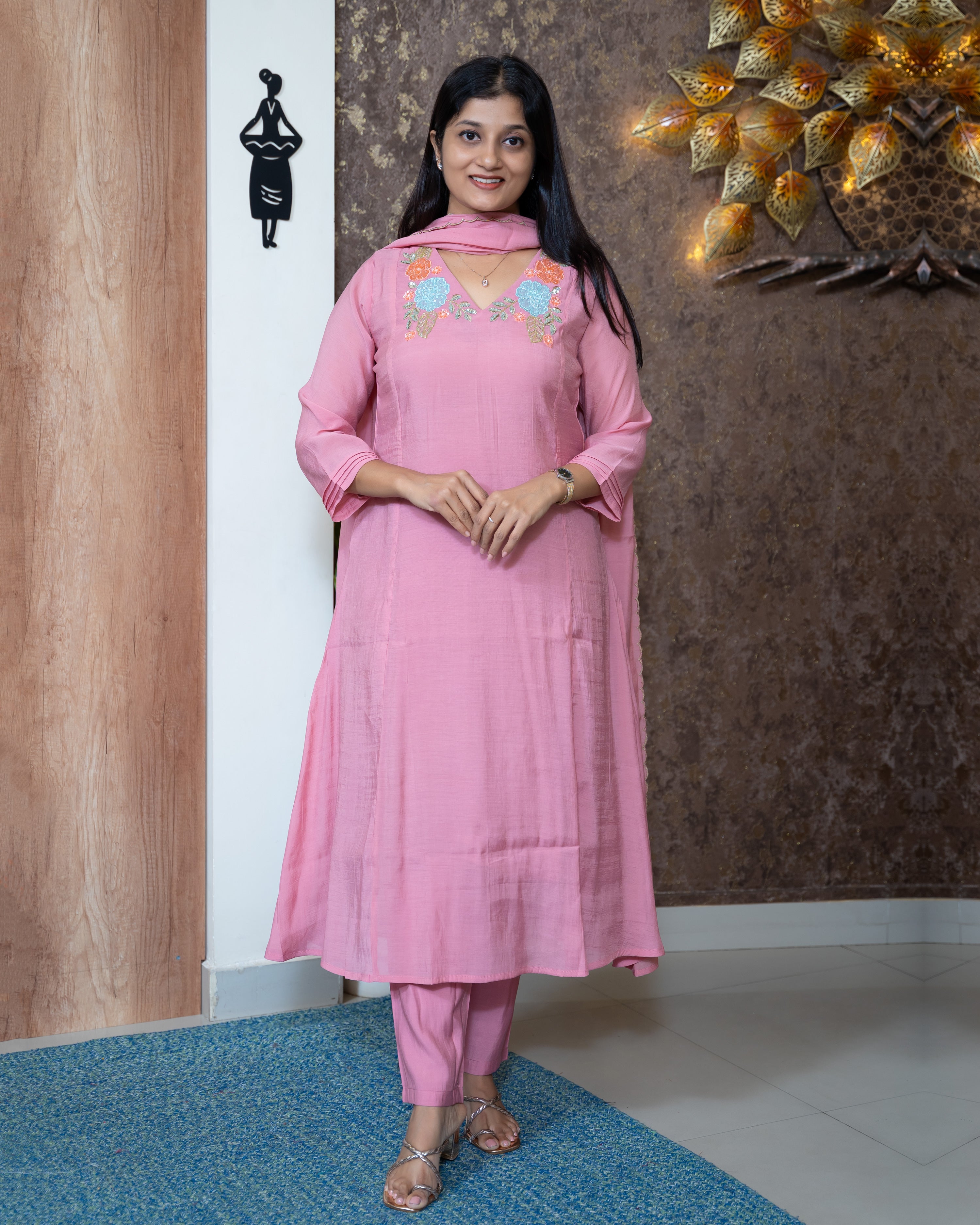 Load image into Gallery viewer, Mul Chanderi Suit-8077
