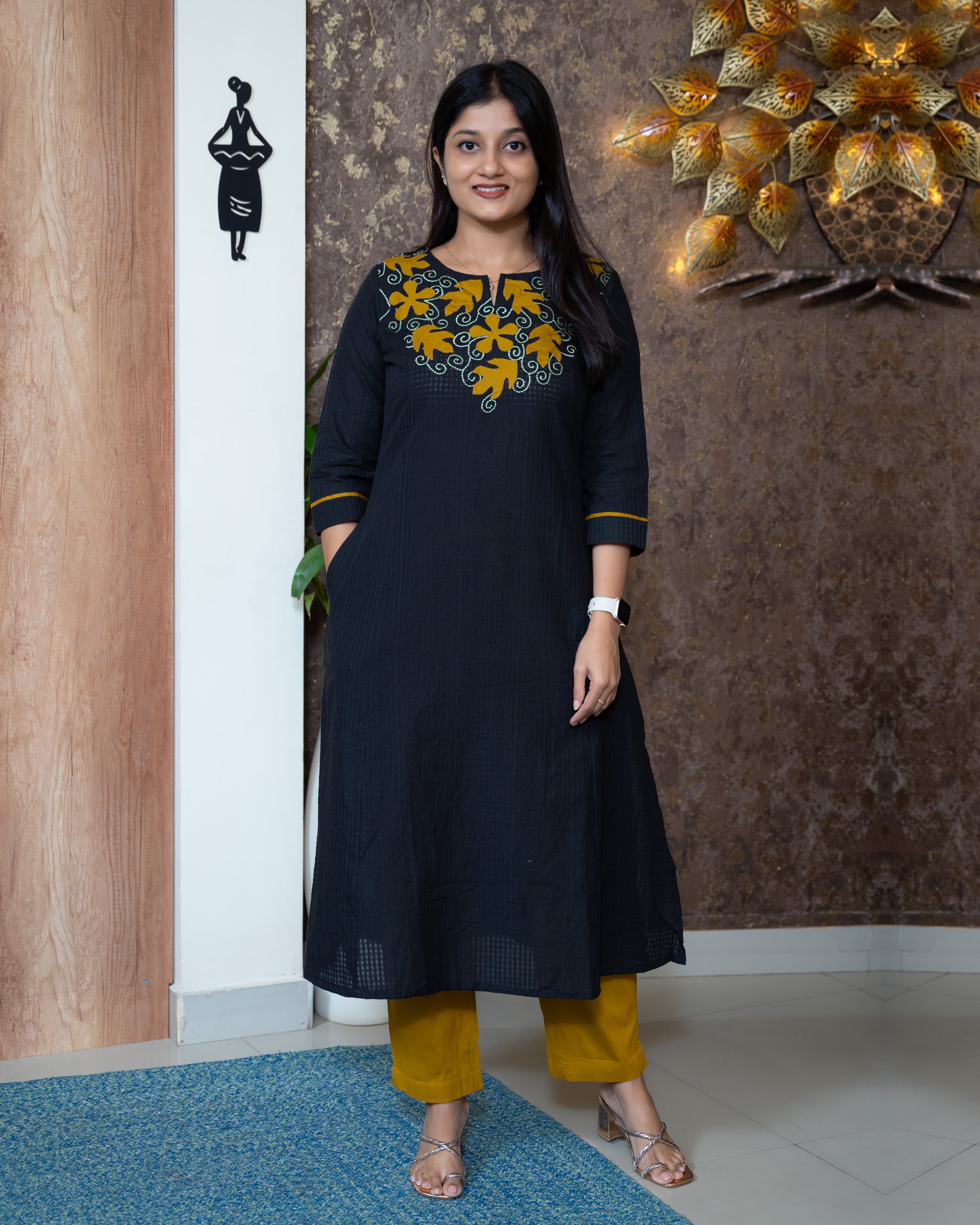 Load image into Gallery viewer, Cotton Kurti-8167
