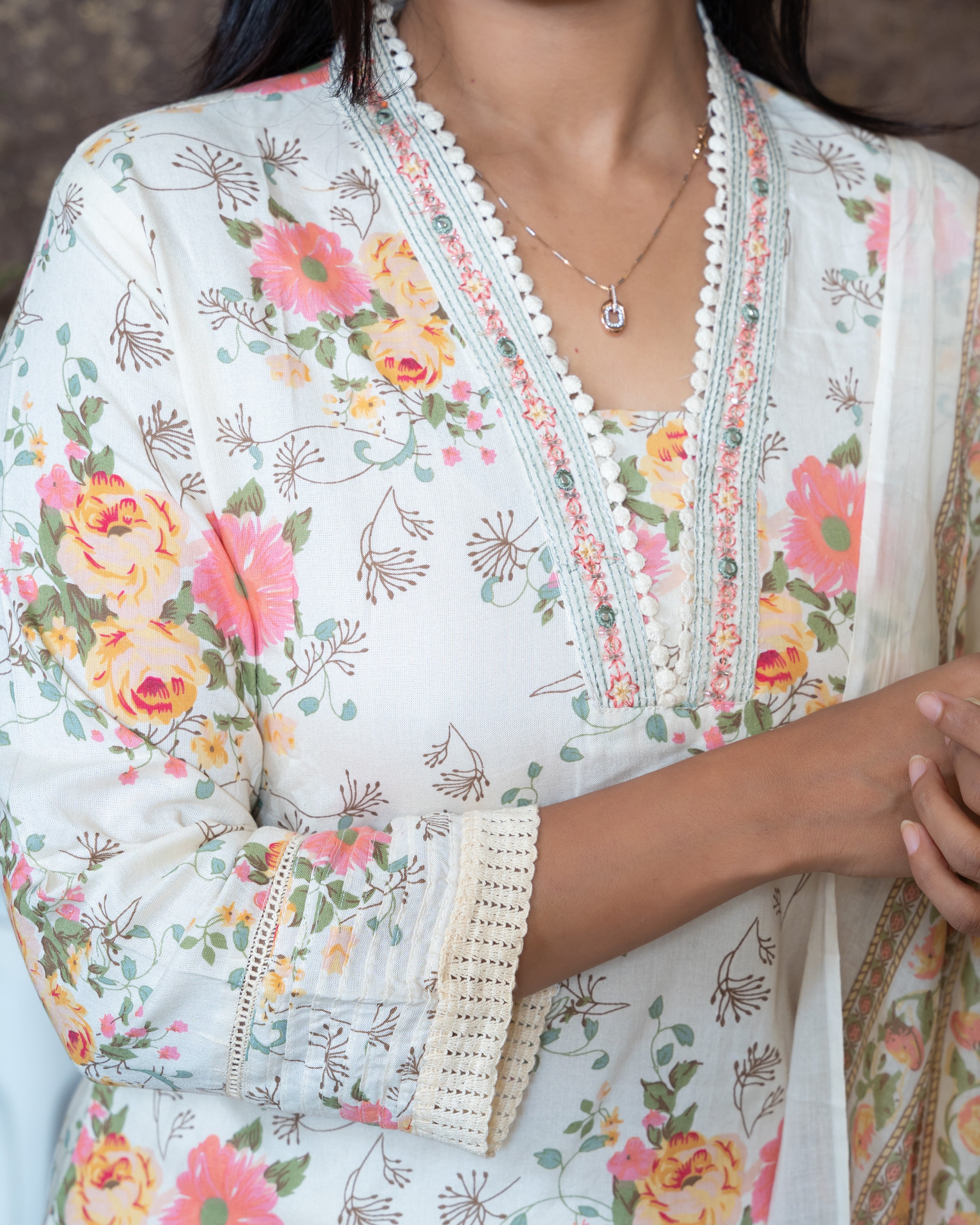 Load image into Gallery viewer, Rayon Cotton Suit-8151
