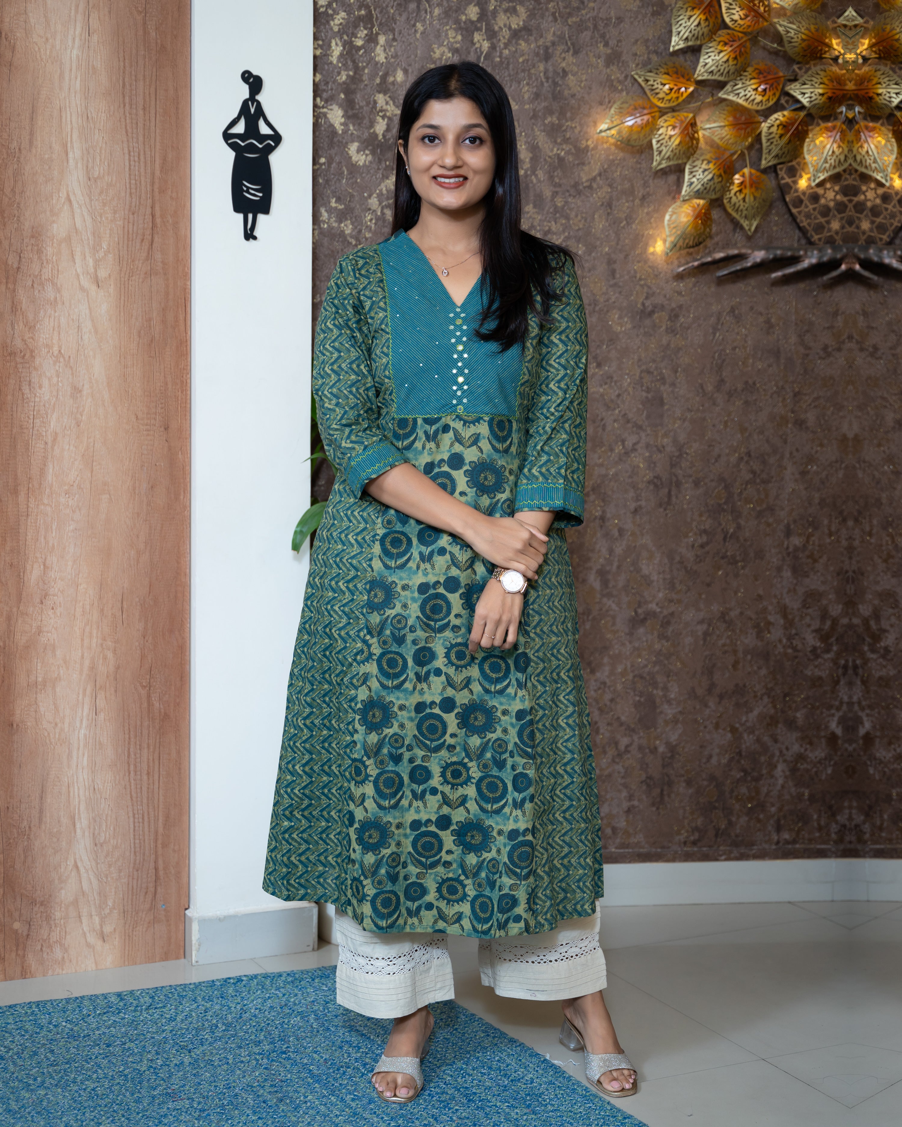 Load image into Gallery viewer, Cotton Kurti-8170
