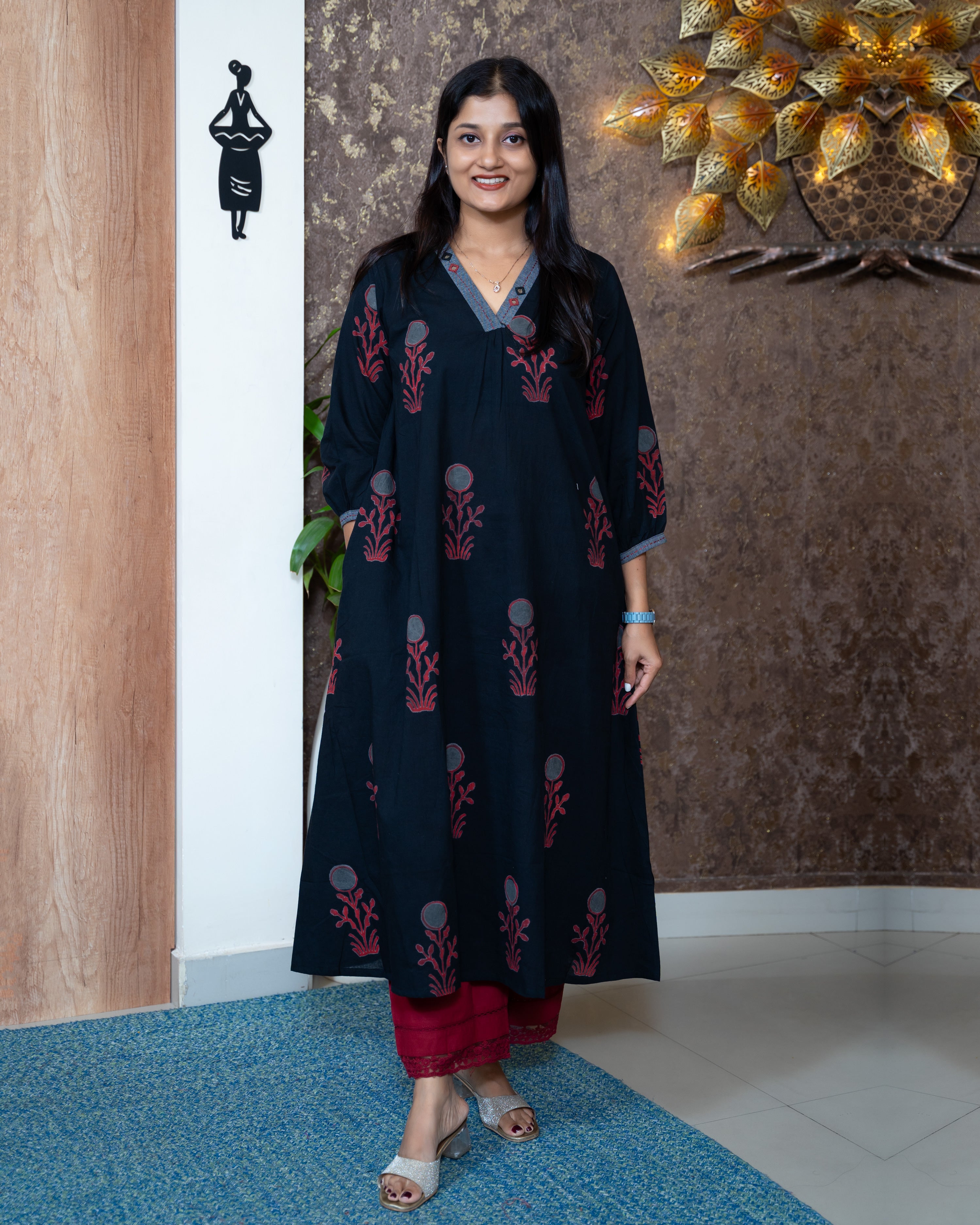 Load image into Gallery viewer, Cotton Kurti-8226
