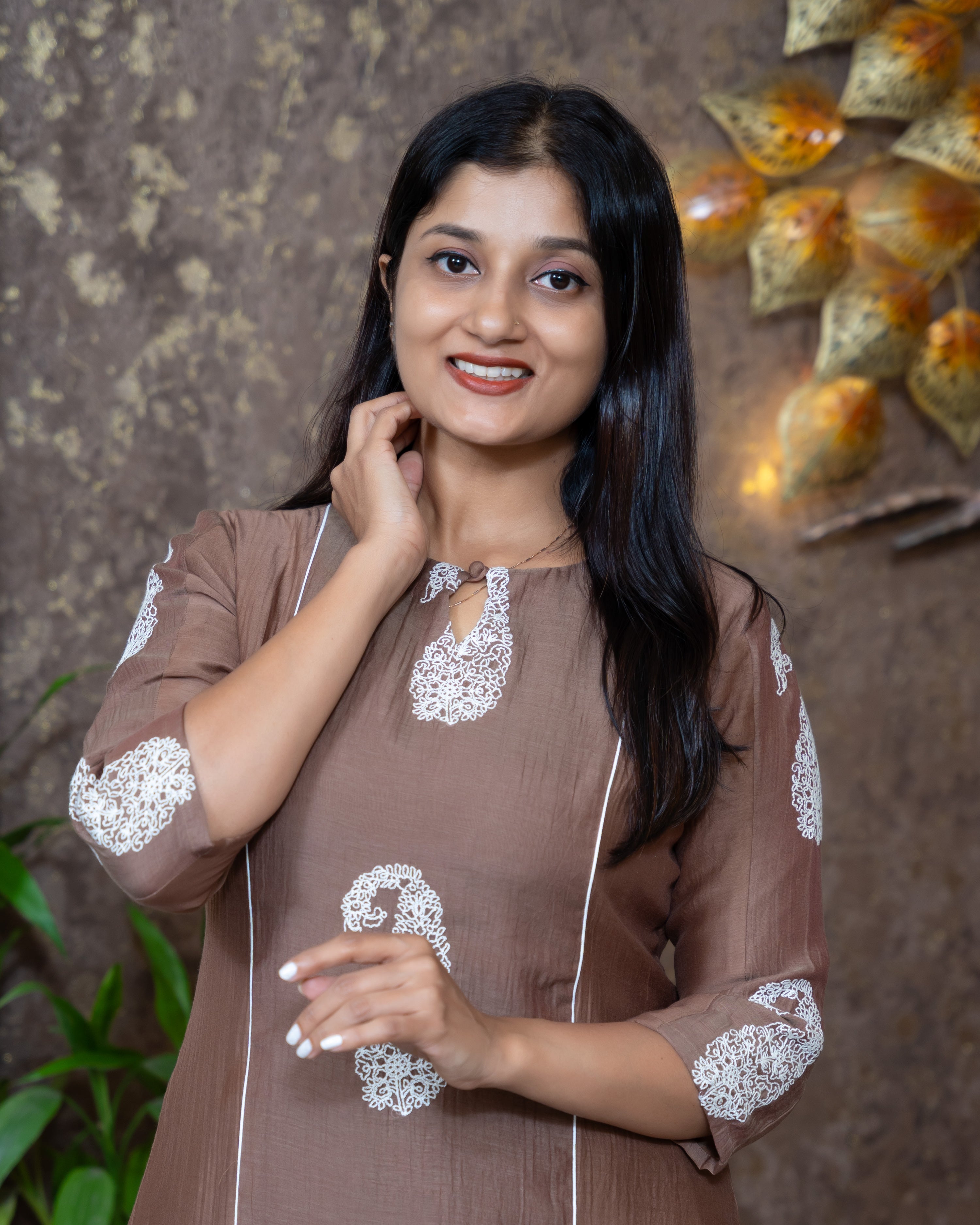 Load image into Gallery viewer, Mul Chanderi Designer Kurti(Pre-Order)-1084

