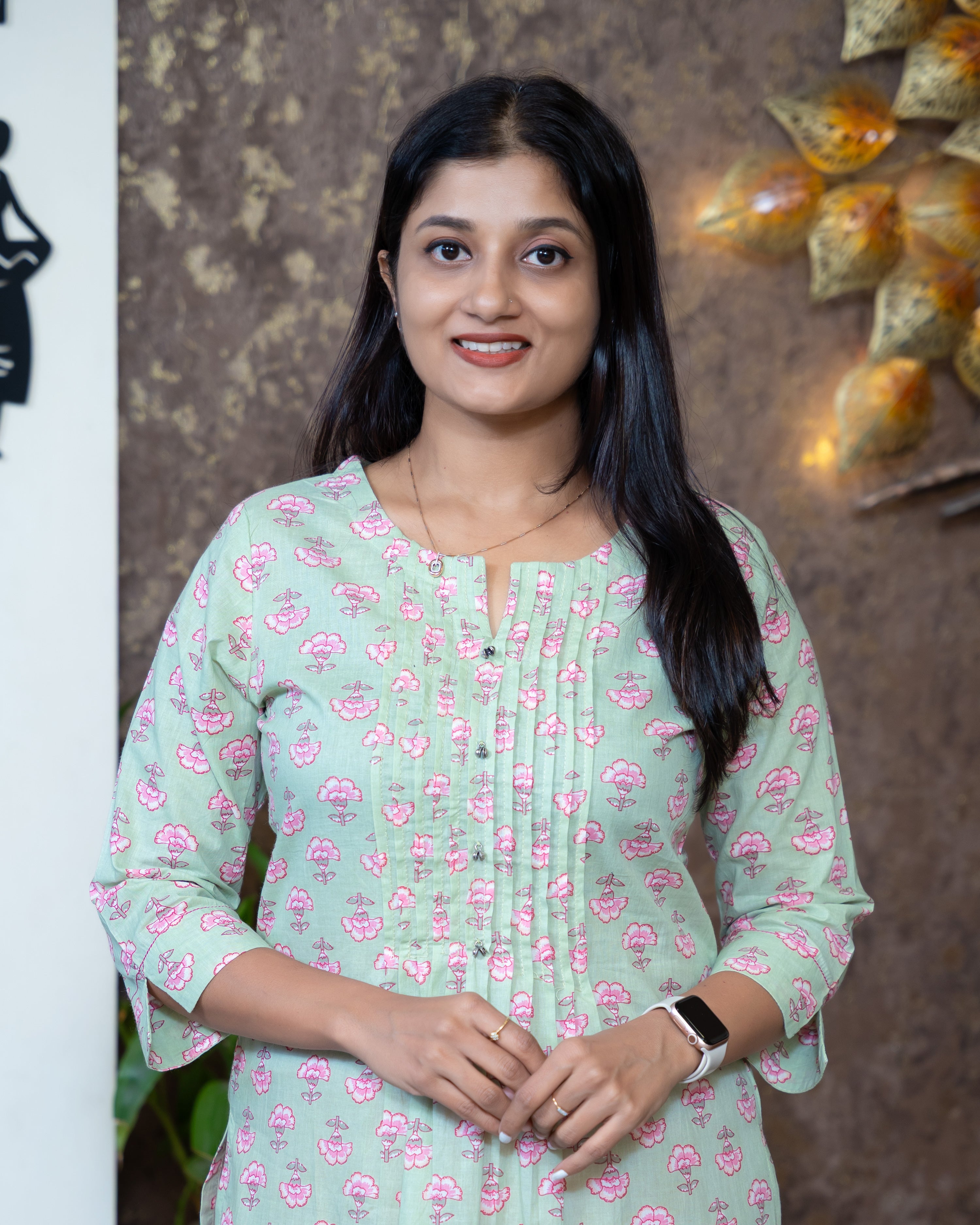 Load image into Gallery viewer, Cotton Kurti-8229
