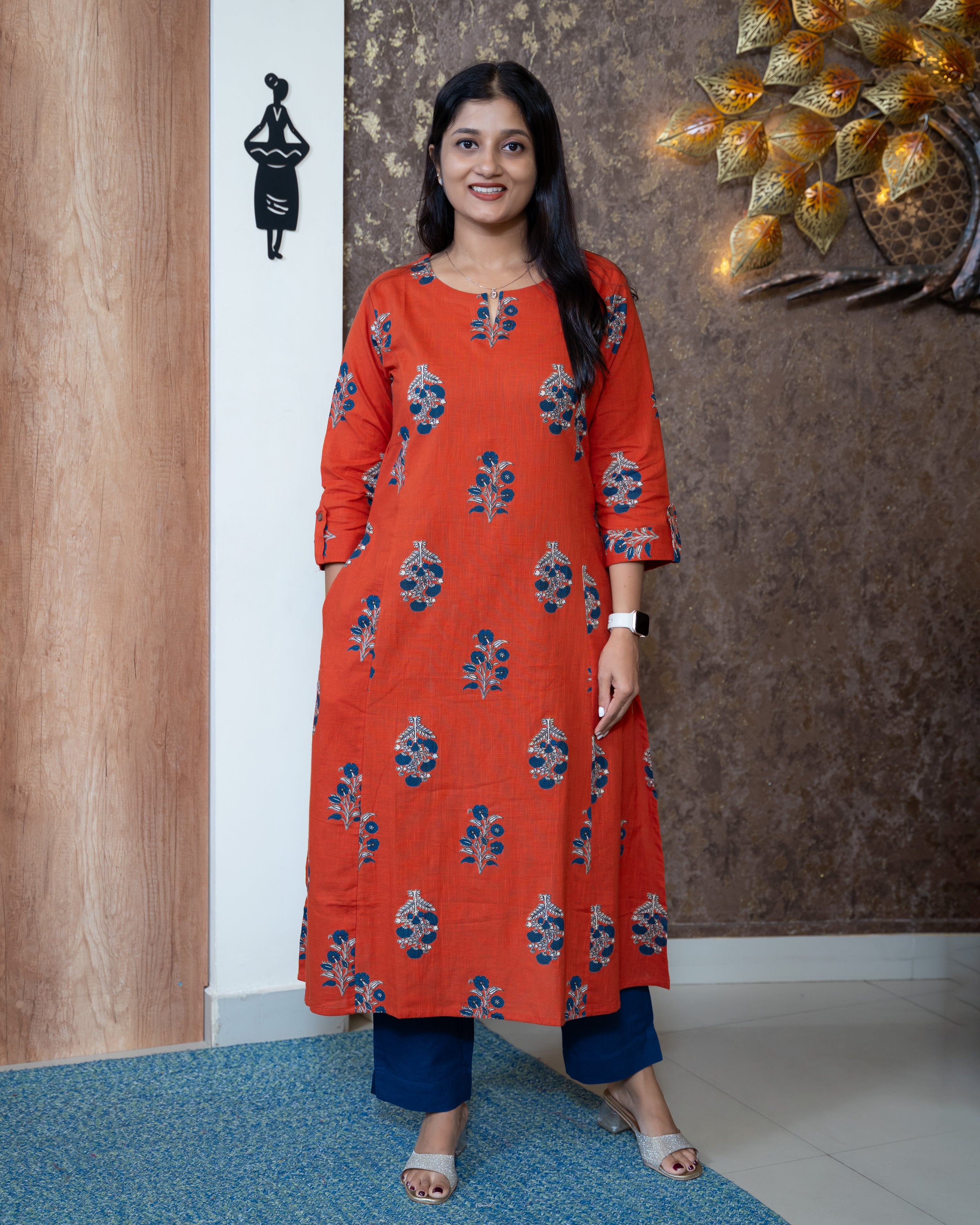 Load image into Gallery viewer, Cotton Kurti-8256
