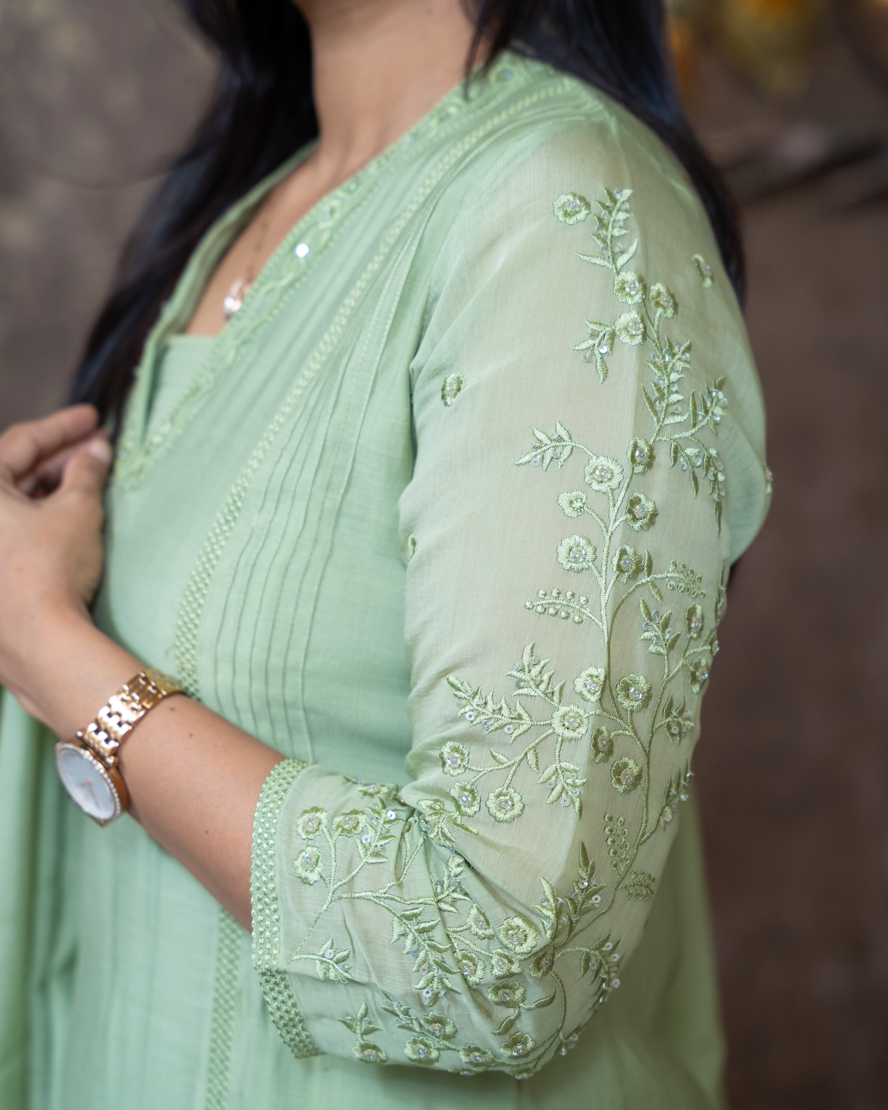 Load image into Gallery viewer, Mul Chanderi Suit-8263
