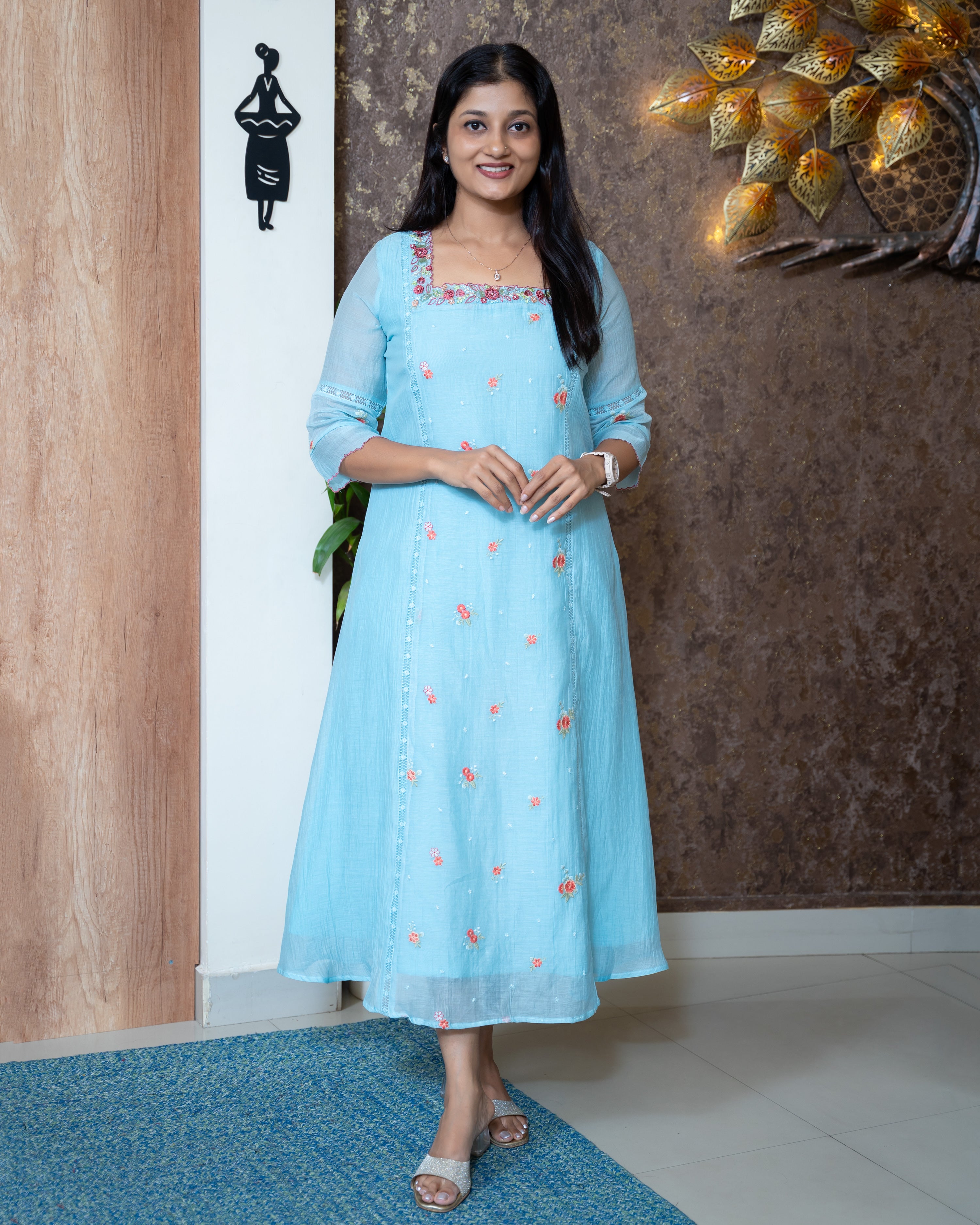 Load image into Gallery viewer, Mul Chanderi Designer Kurti(Pre-Order)-1120
