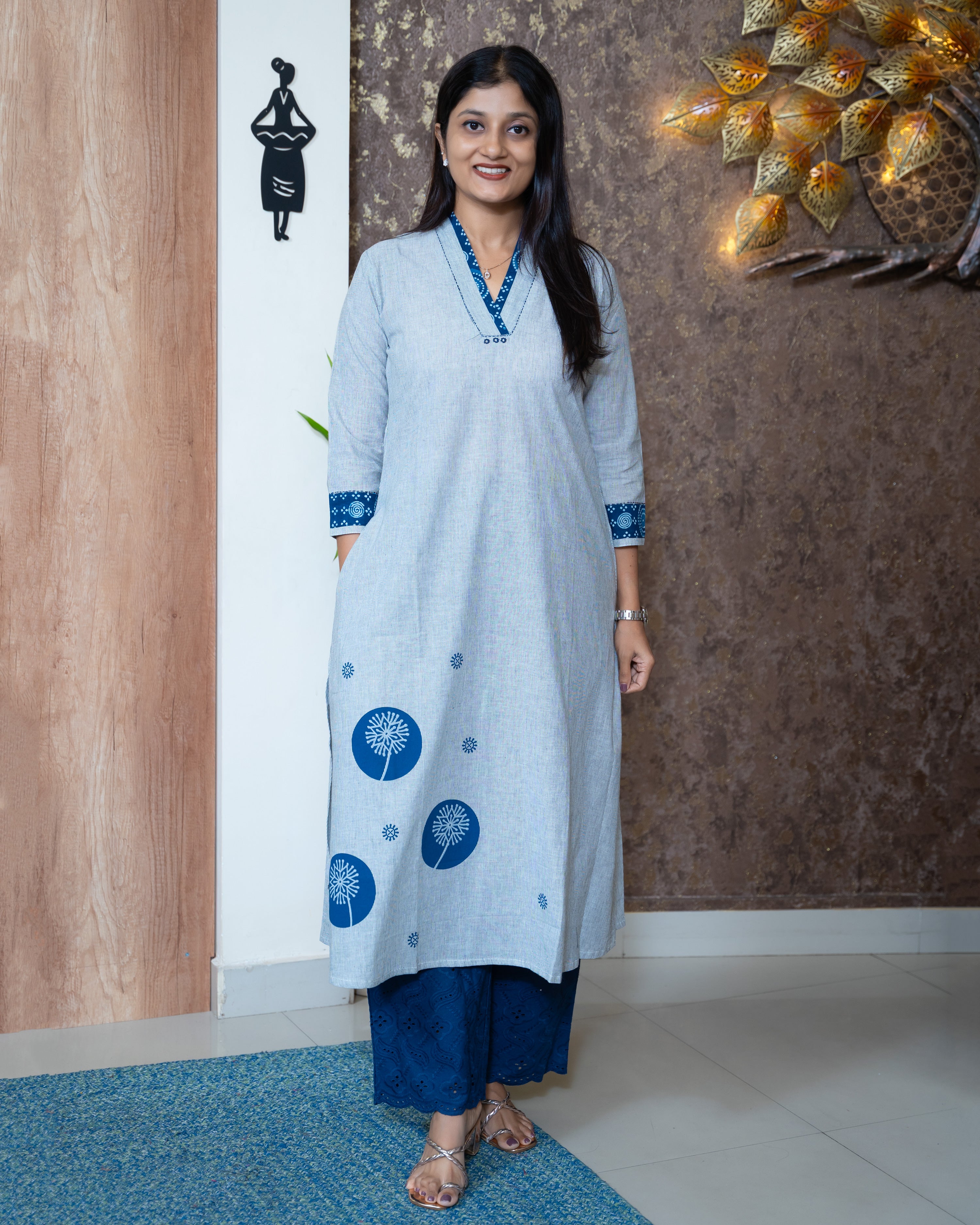 Load image into Gallery viewer, Cotton Kurti-8722
