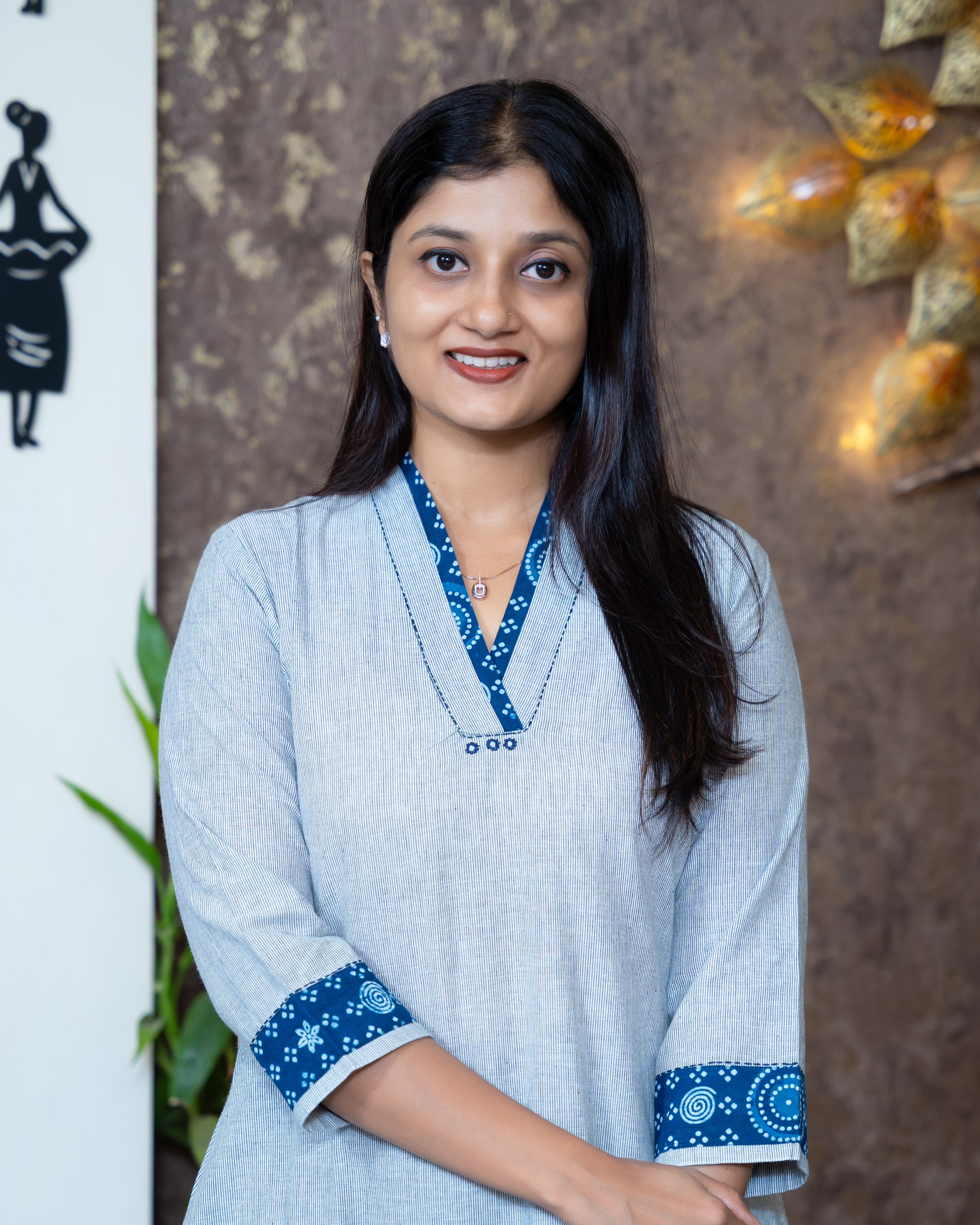 Load image into Gallery viewer, Cotton Kurti-8722
