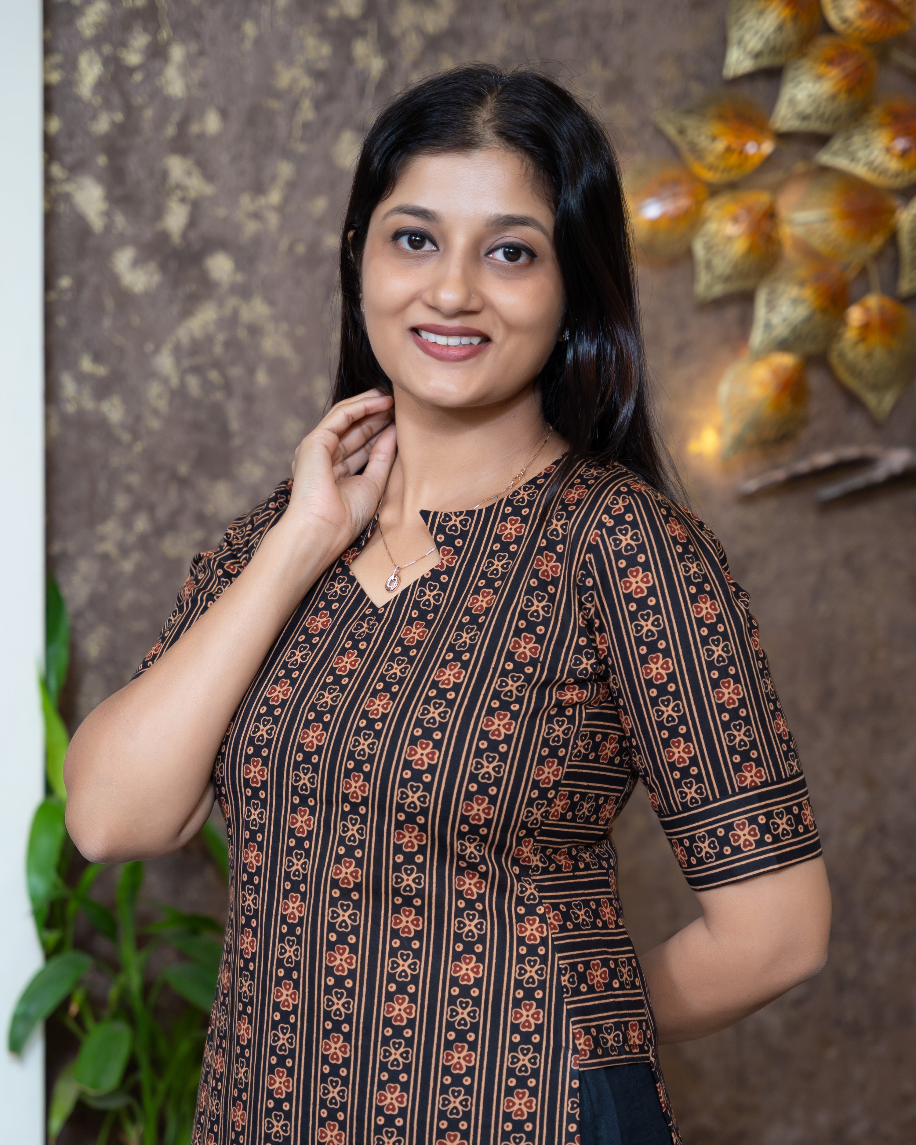 Load image into Gallery viewer, Cotton Designer Kurti(Pre-Order)-1103
