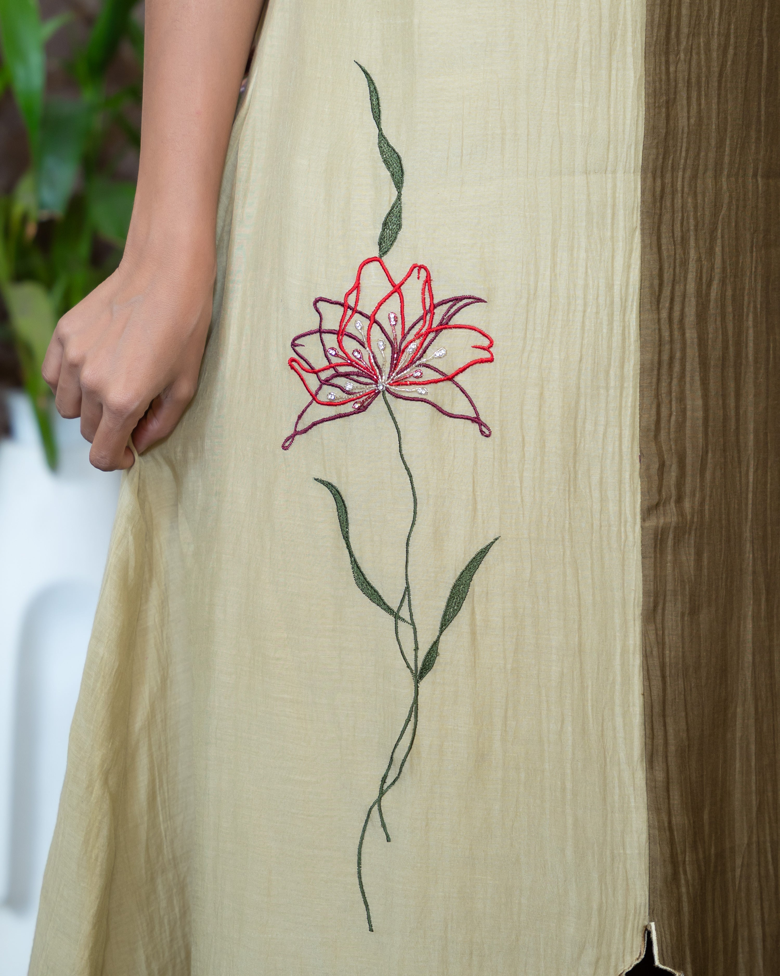 Load image into Gallery viewer, Mul Chanderi Designer Wear(Pre-Order)-1129
