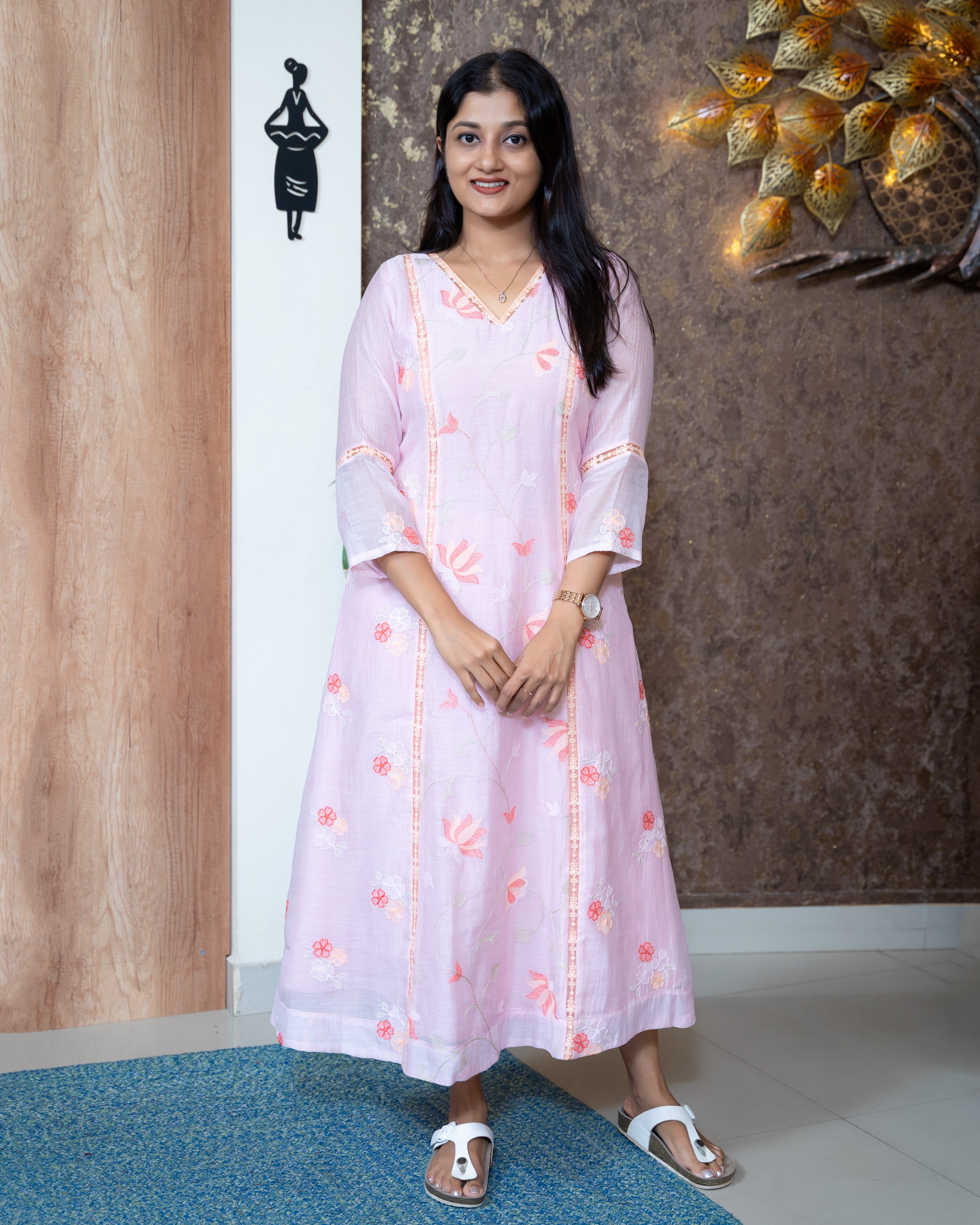 Load image into Gallery viewer, Mul Chanderi Designer Kurti(Pre-Order)-1044
