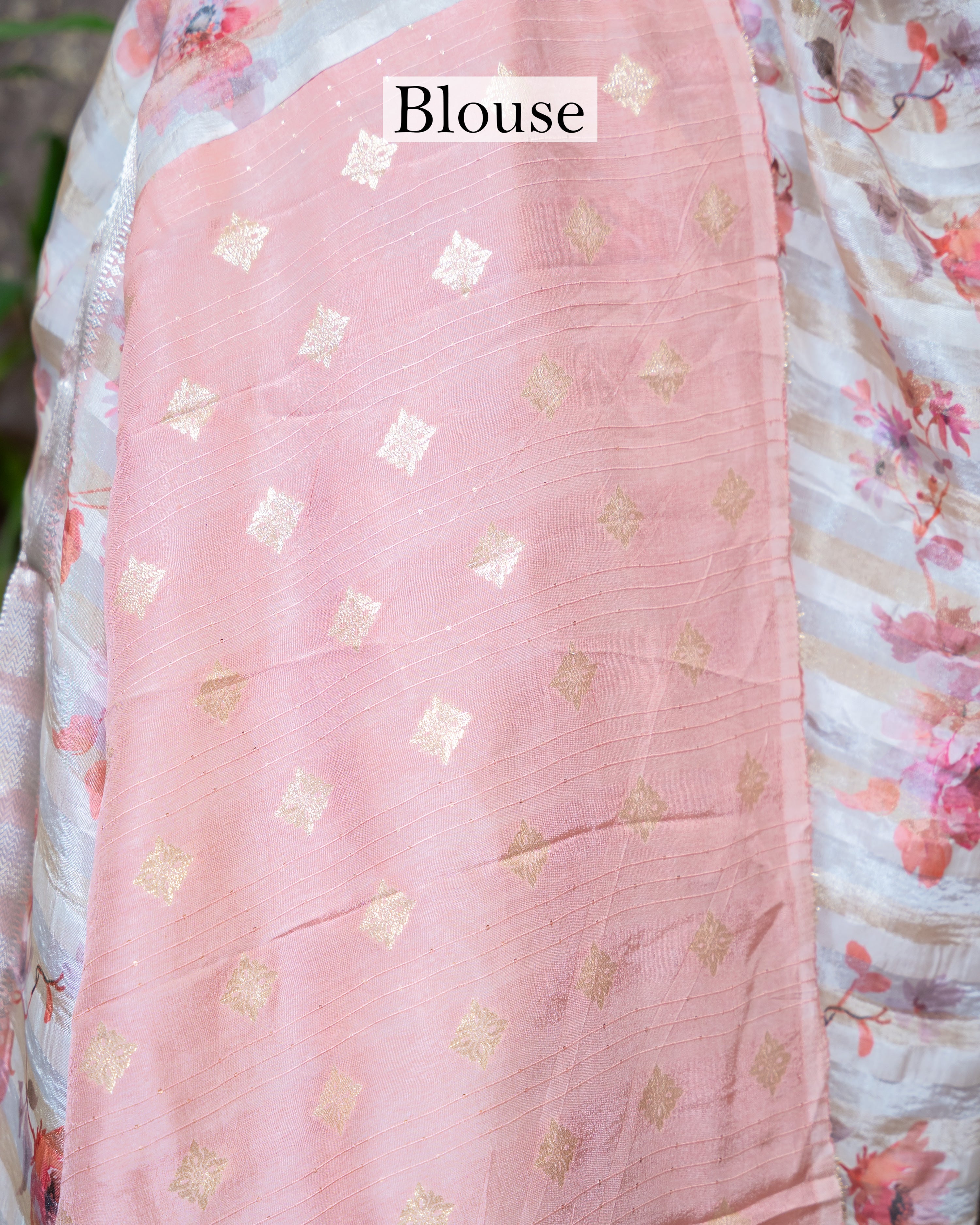 Load image into Gallery viewer, Crepe Silk Saree-2535
