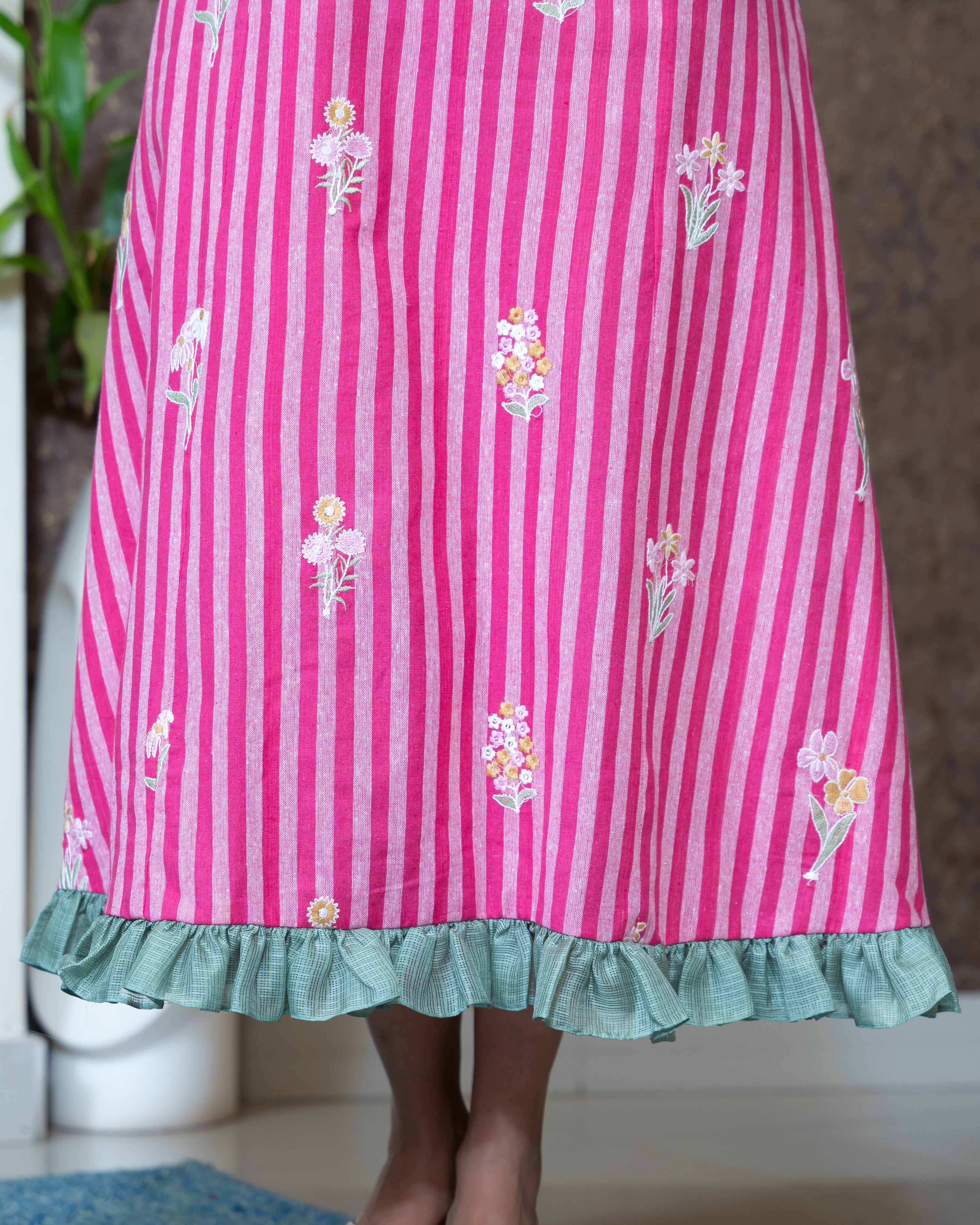 Load image into Gallery viewer, Cotton Designer Wear(Pre-Order)-1147

