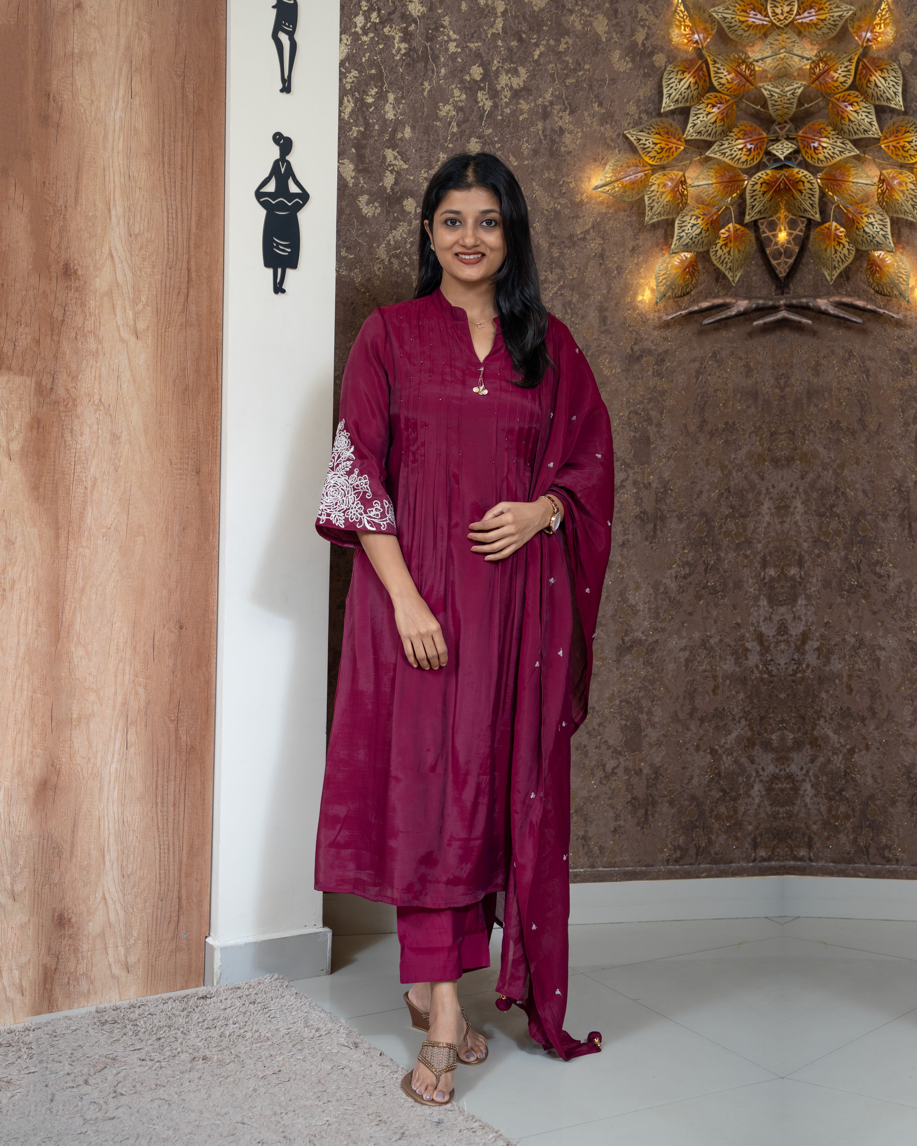 Load image into Gallery viewer, Mul Chanderi Suit-4225
