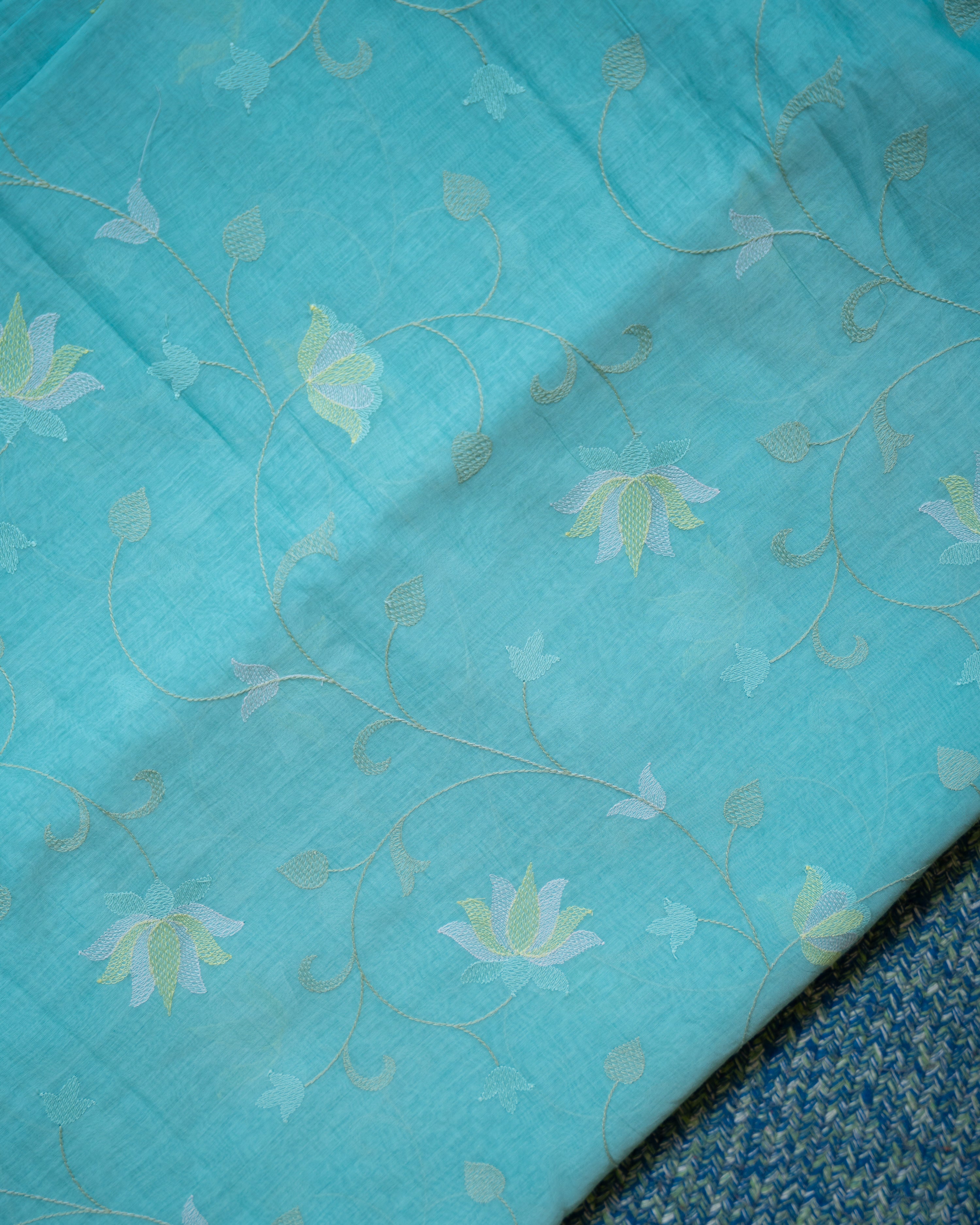 Load image into Gallery viewer, Mul Chanderi Fabric-6846
