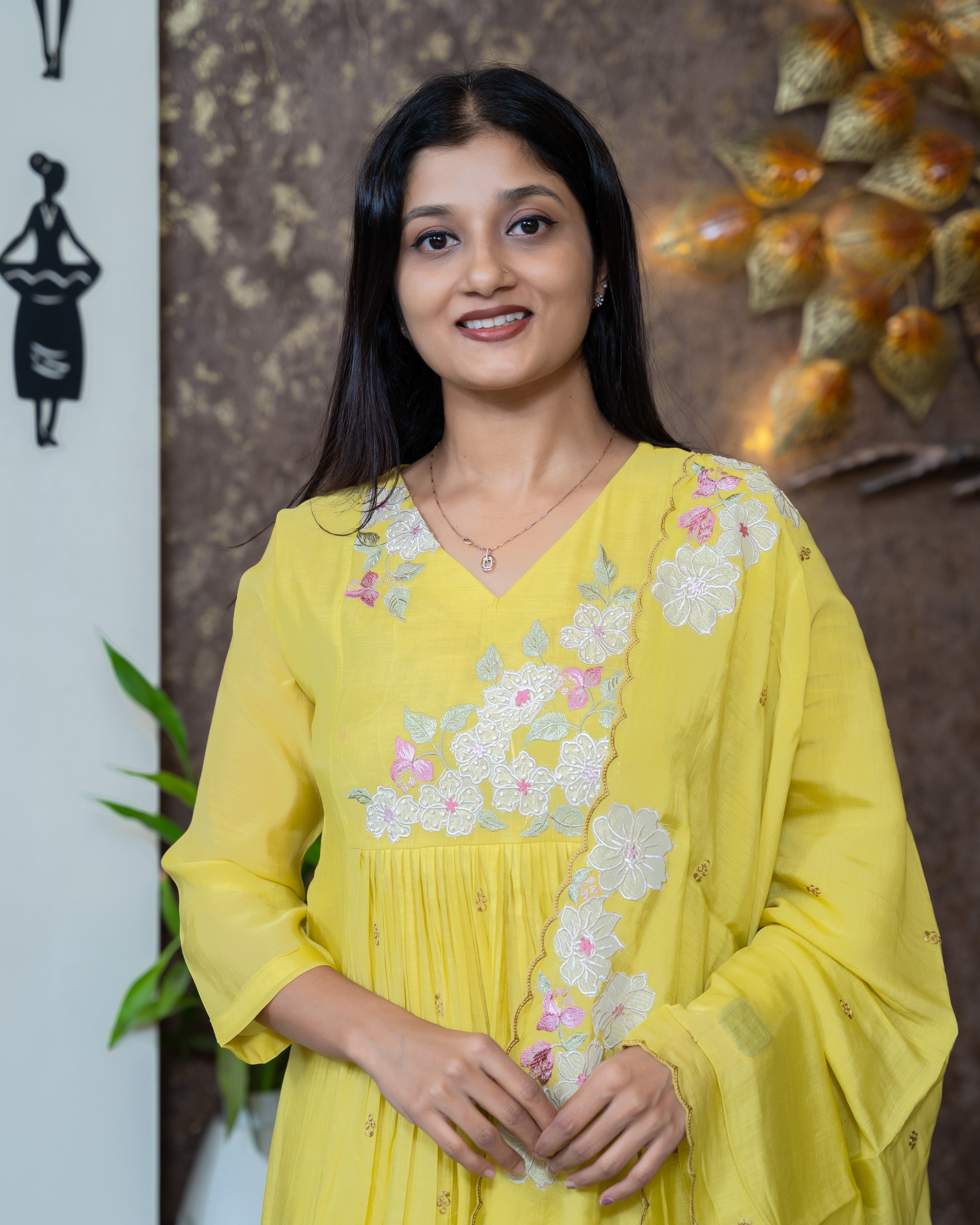 Load image into Gallery viewer, Mul Chanderi Suit-8790
