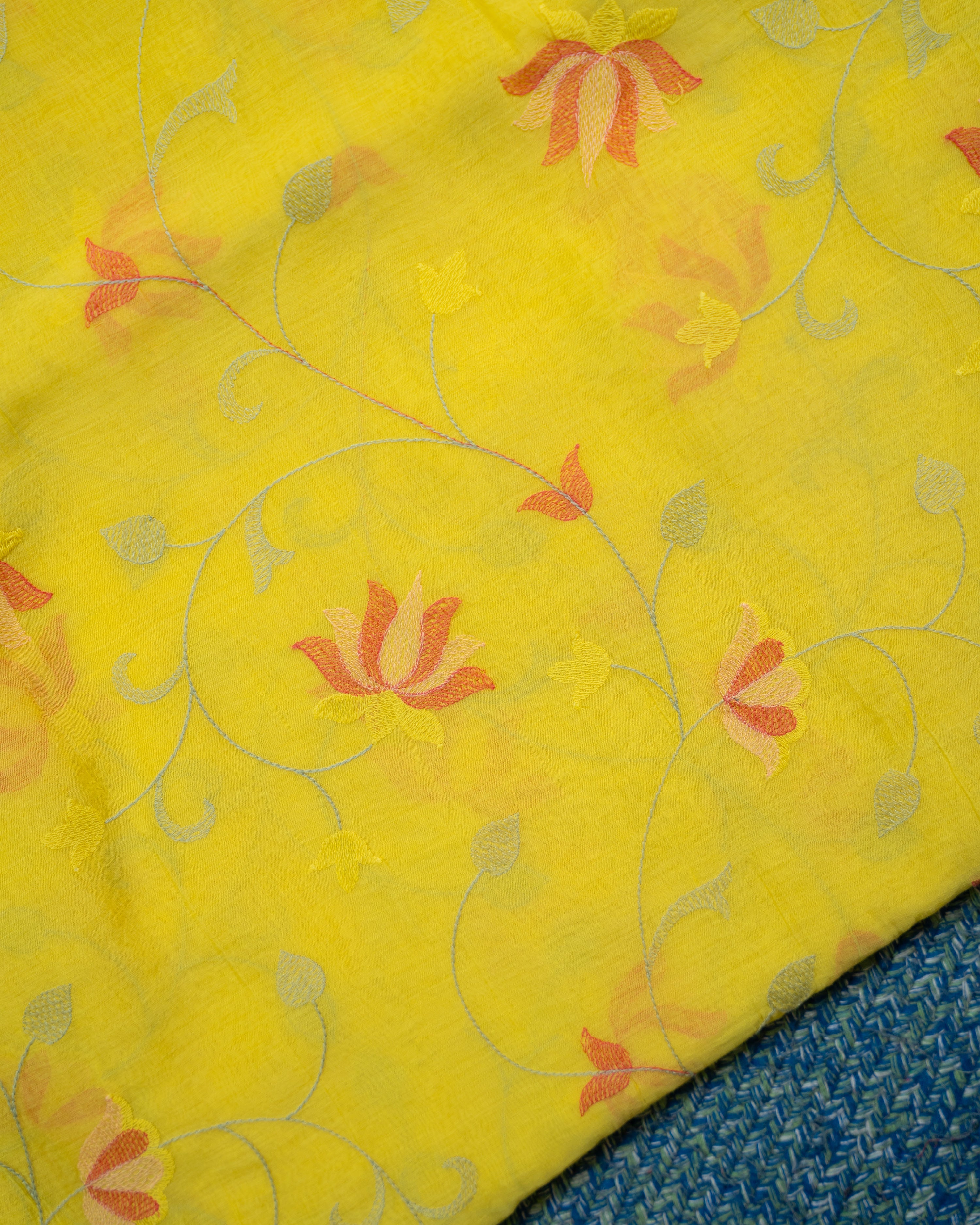 Load image into Gallery viewer, Mul Chanderi Fabric-6846
