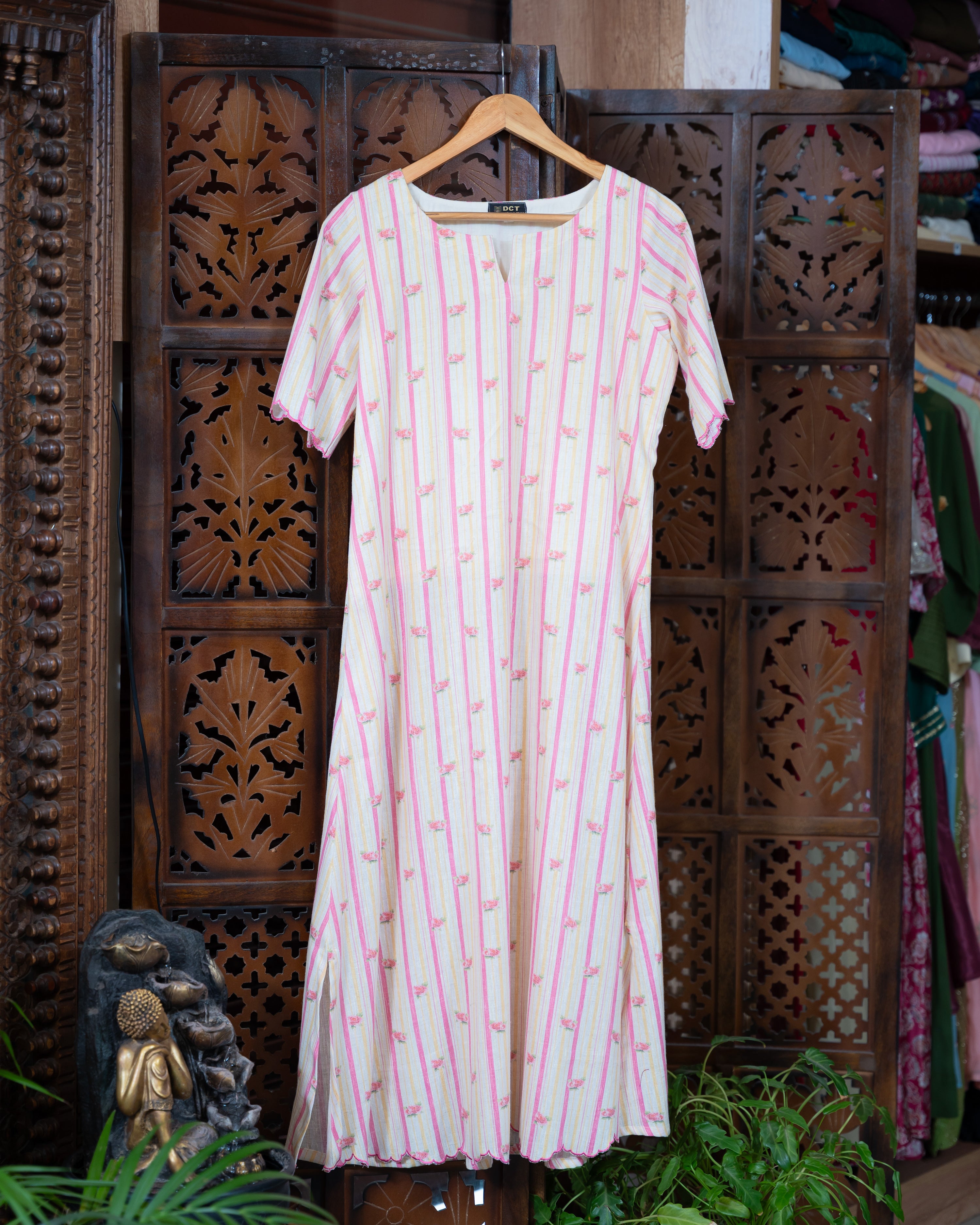 Load image into Gallery viewer, Linen Cotton Designer Kurti(Pre-Order)-1171
