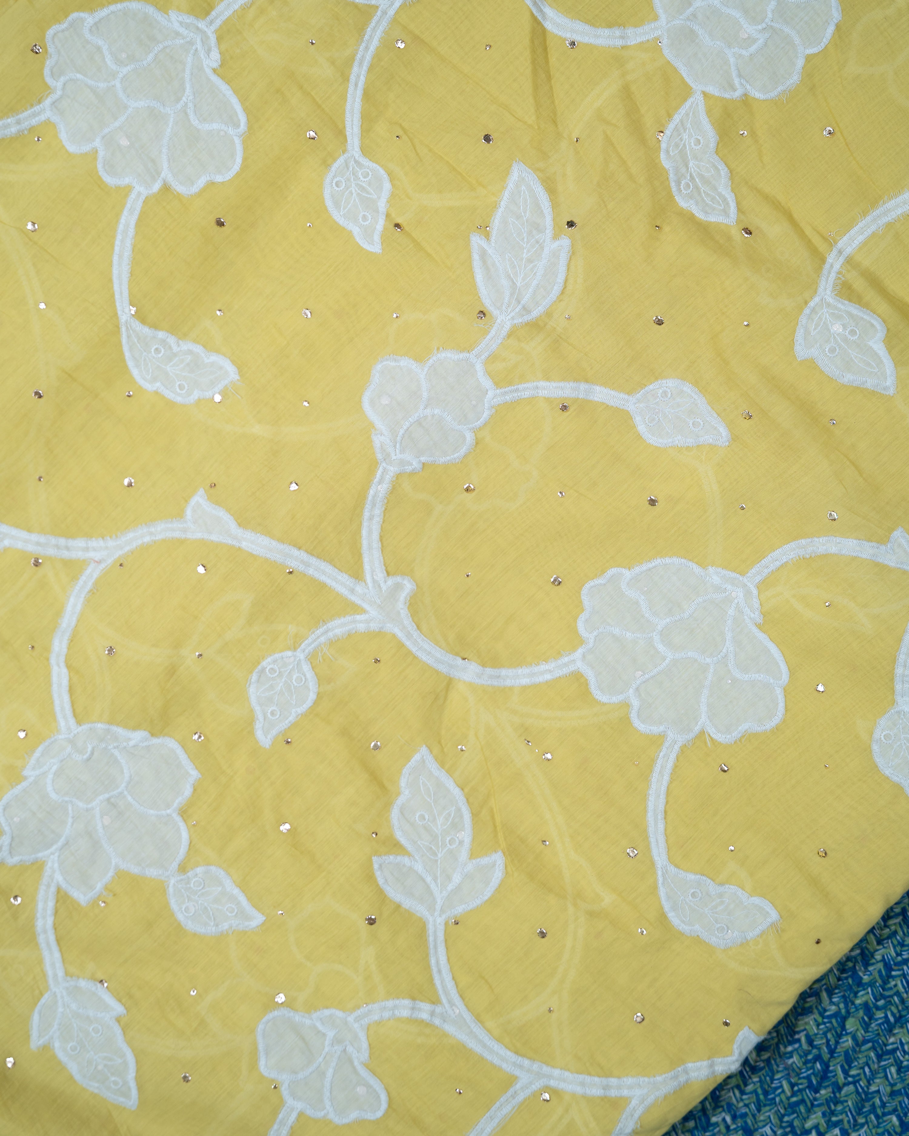 Load image into Gallery viewer, Mul Chanderi Fabric-7018
