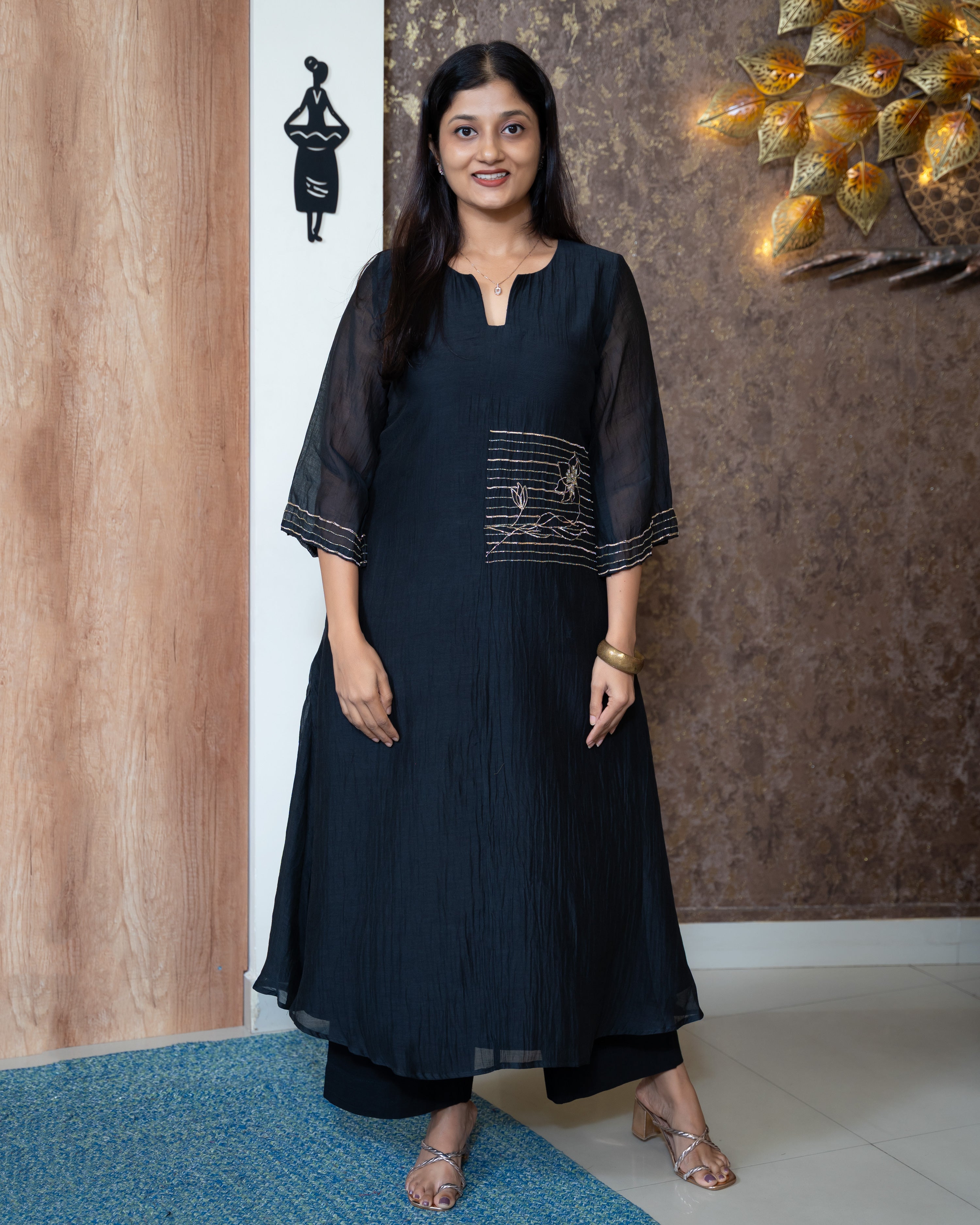 Load image into Gallery viewer, Mul Chanderi Designer Kurti(Pre-Order)-1131
