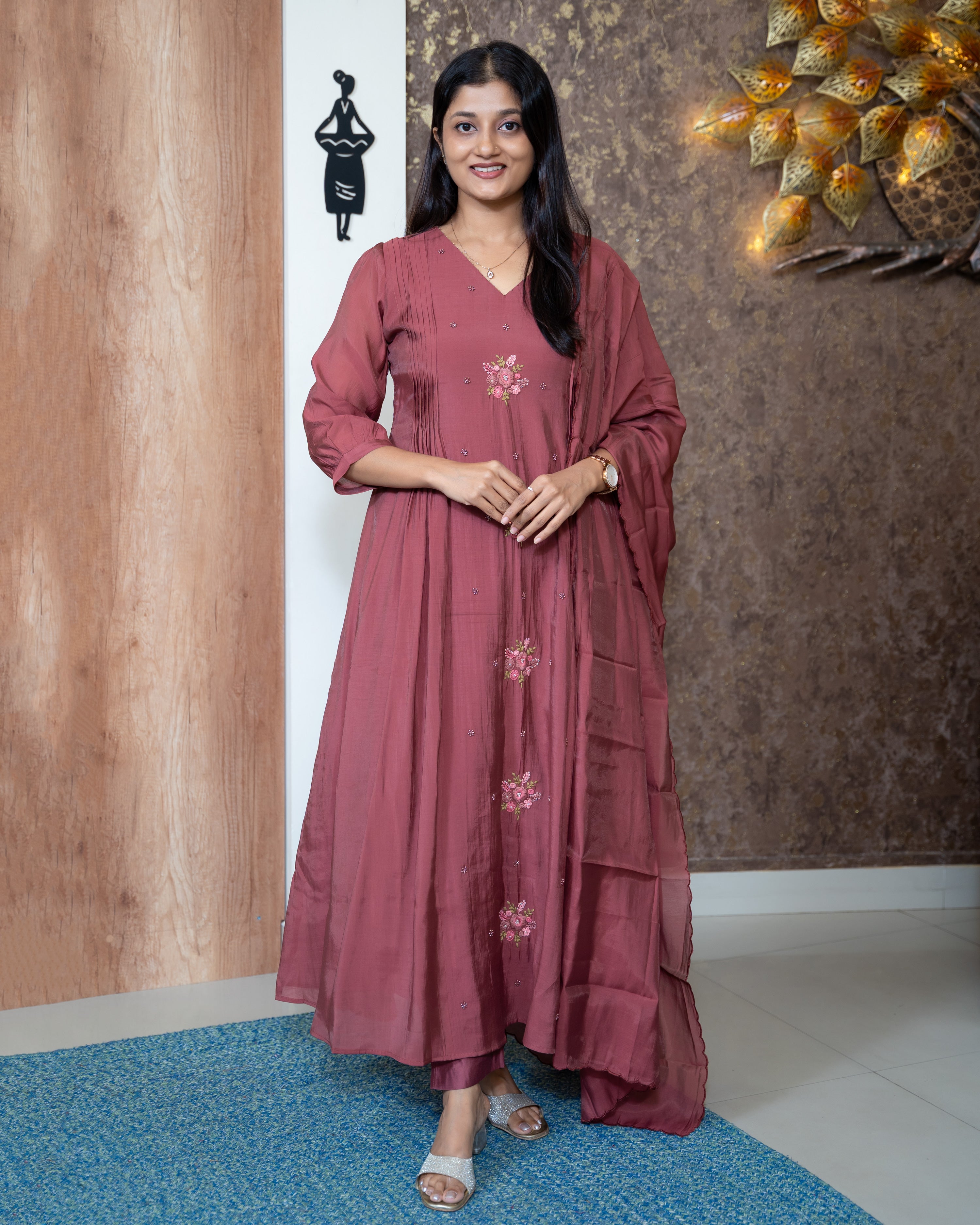 Load image into Gallery viewer, Mul Chanderi Suit-8375
