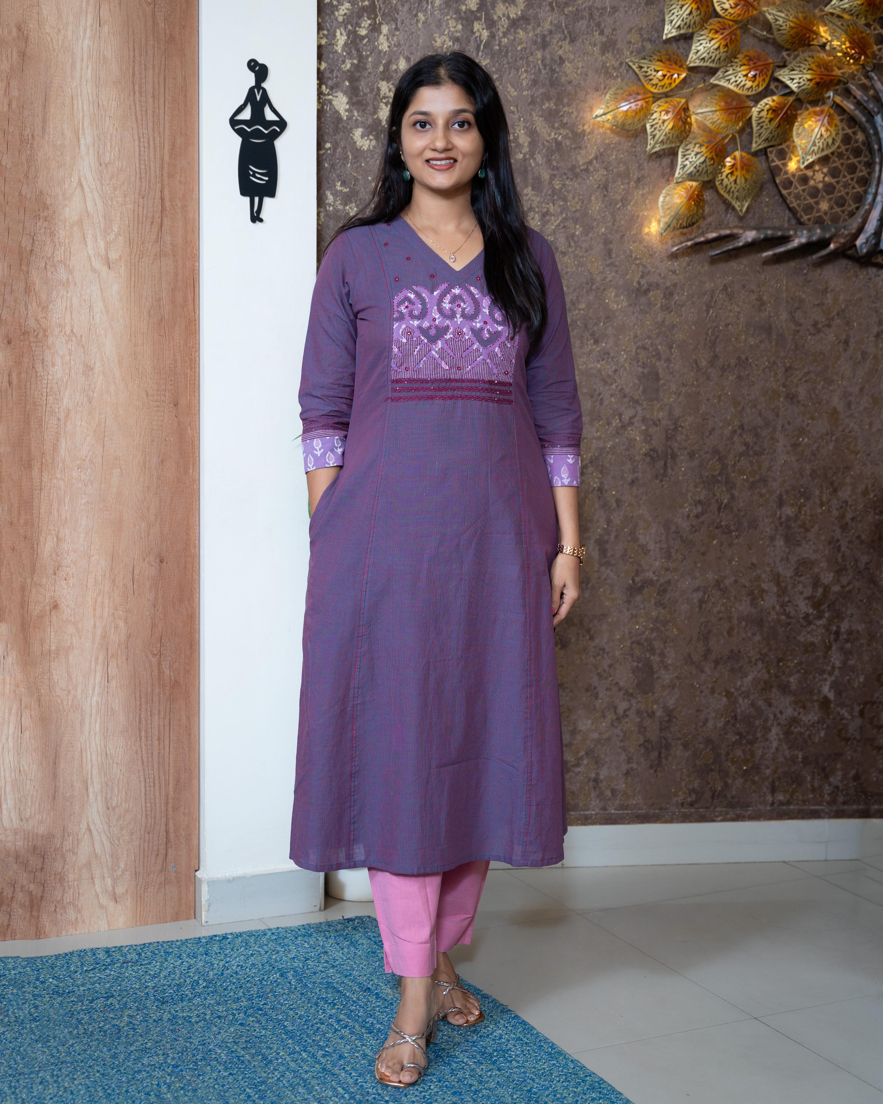 Load image into Gallery viewer, Cotton Kurti-8468
