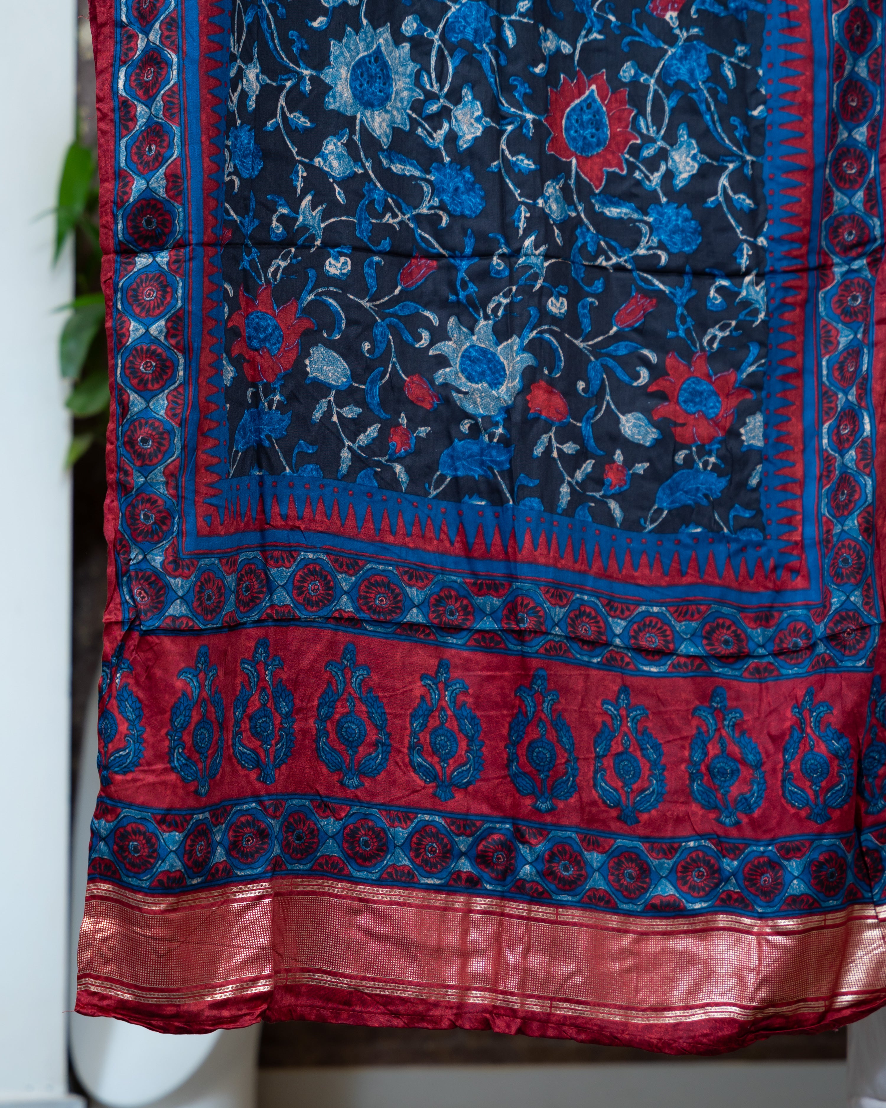 Load image into Gallery viewer, Modal Cotton Silk Suit-8493
