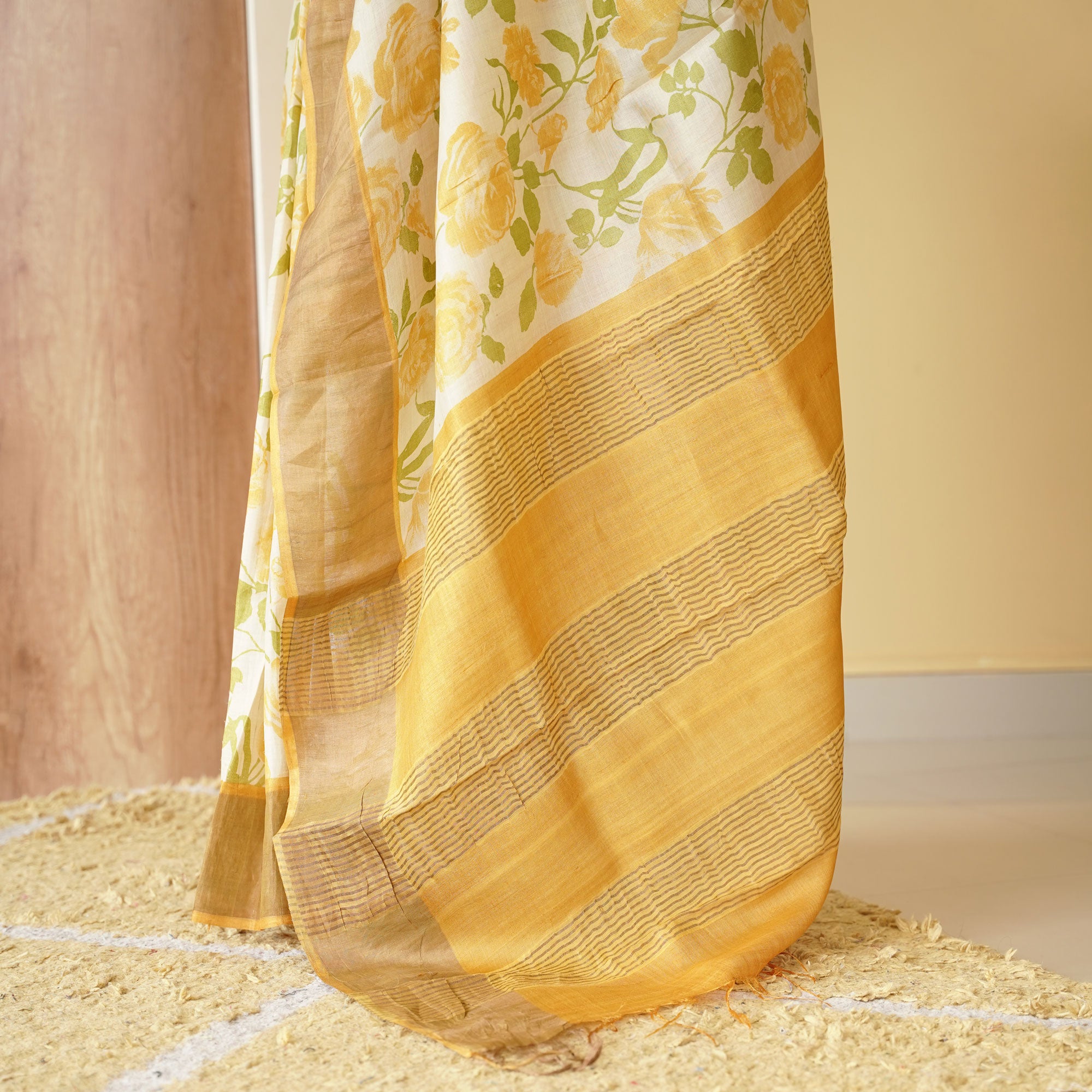 Load image into Gallery viewer, PURE TUSSAR SILK SAREE-4149( PRE-ORDER)
