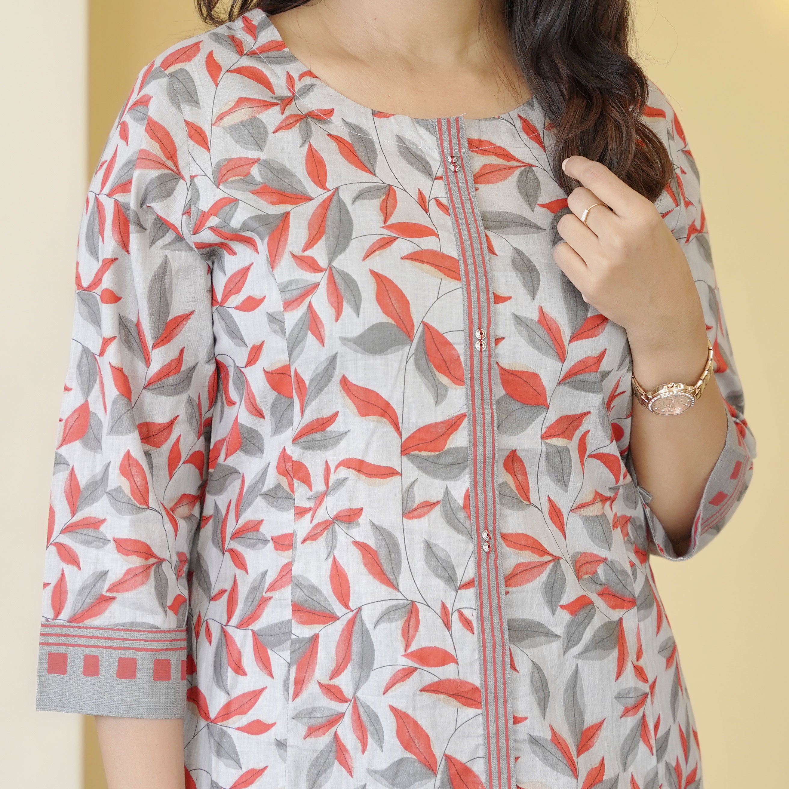 Load image into Gallery viewer, Pure Cotton Kurti-4406
