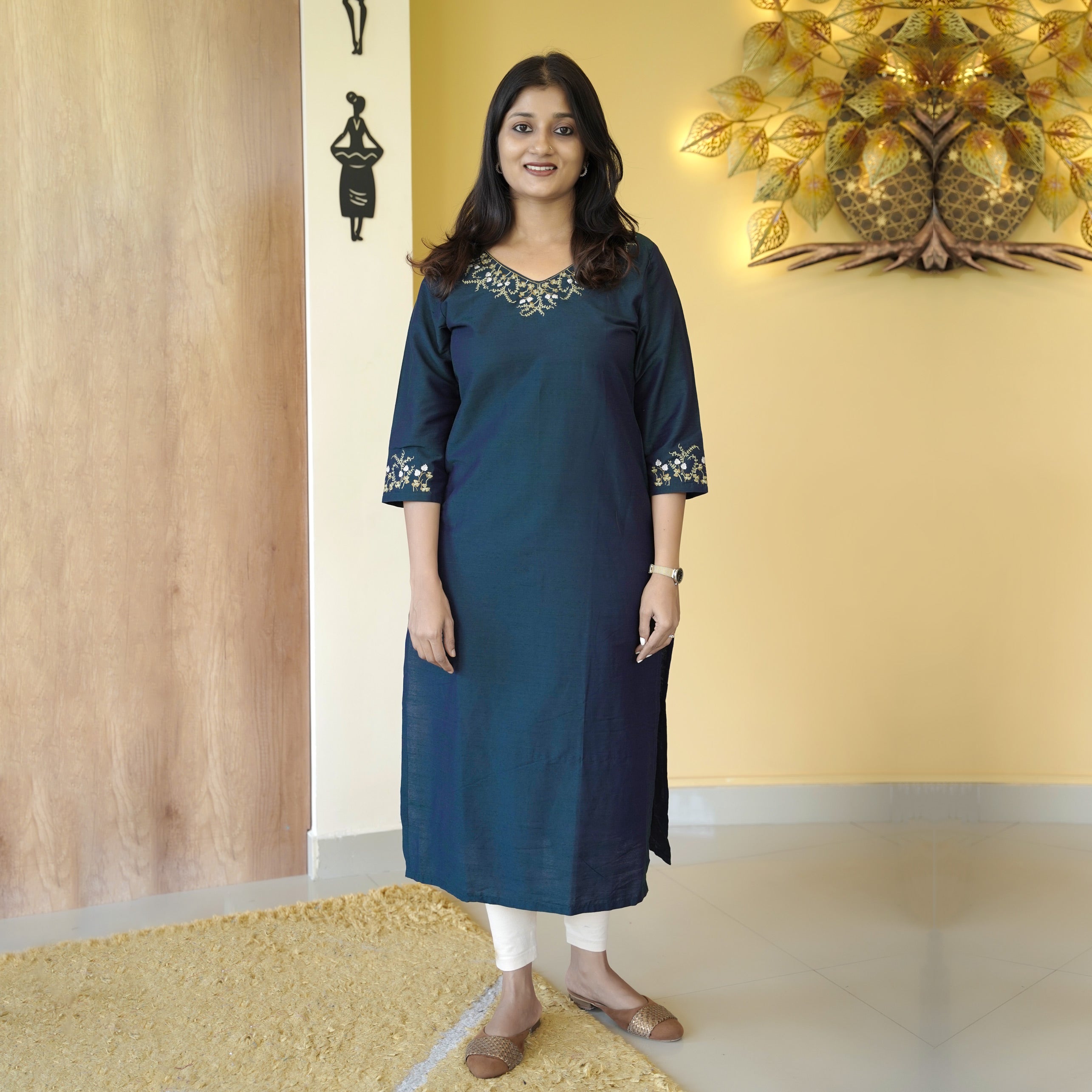 Load image into Gallery viewer, Raw Cotton Kurti-4516
