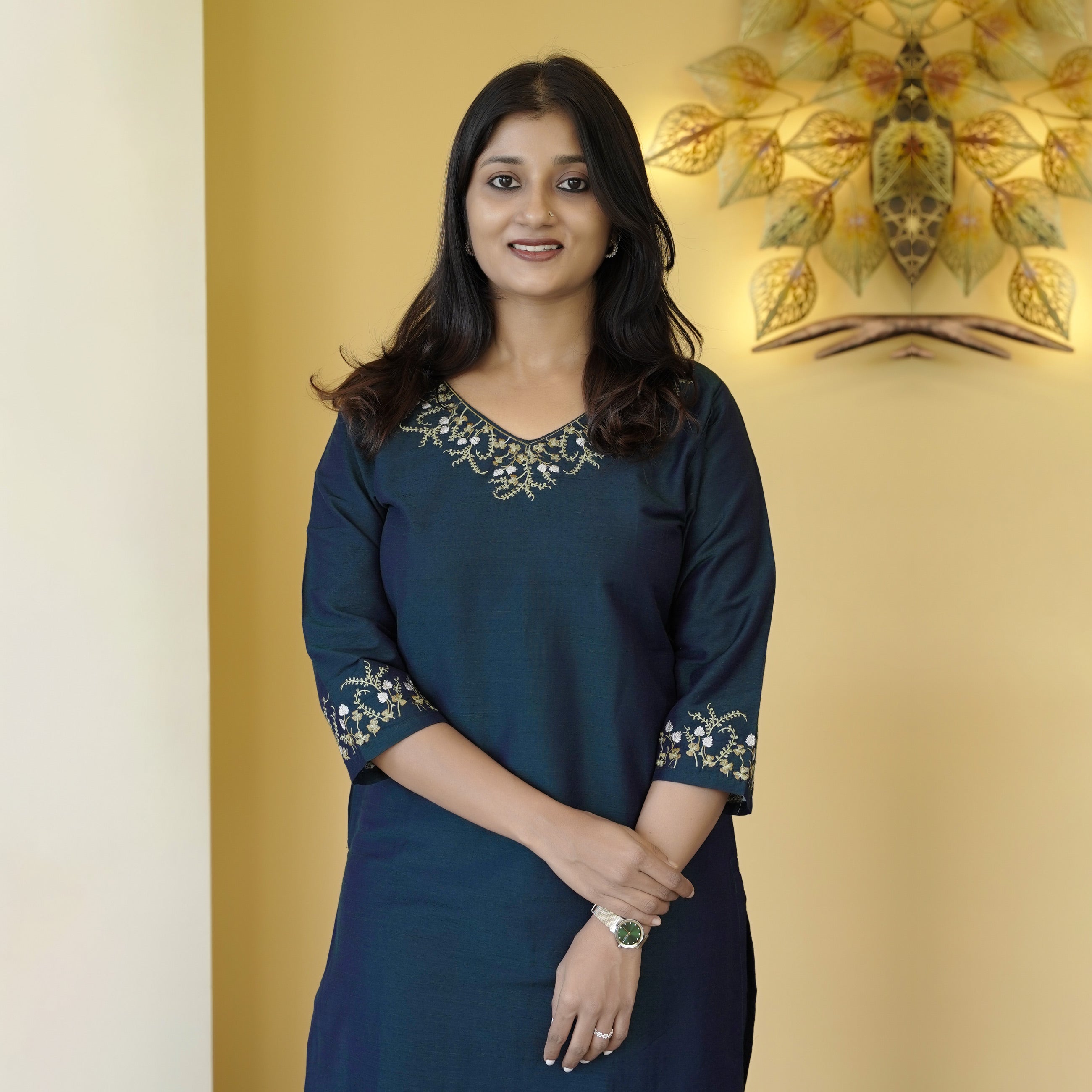 Load image into Gallery viewer, Raw Cotton Kurti-4516
