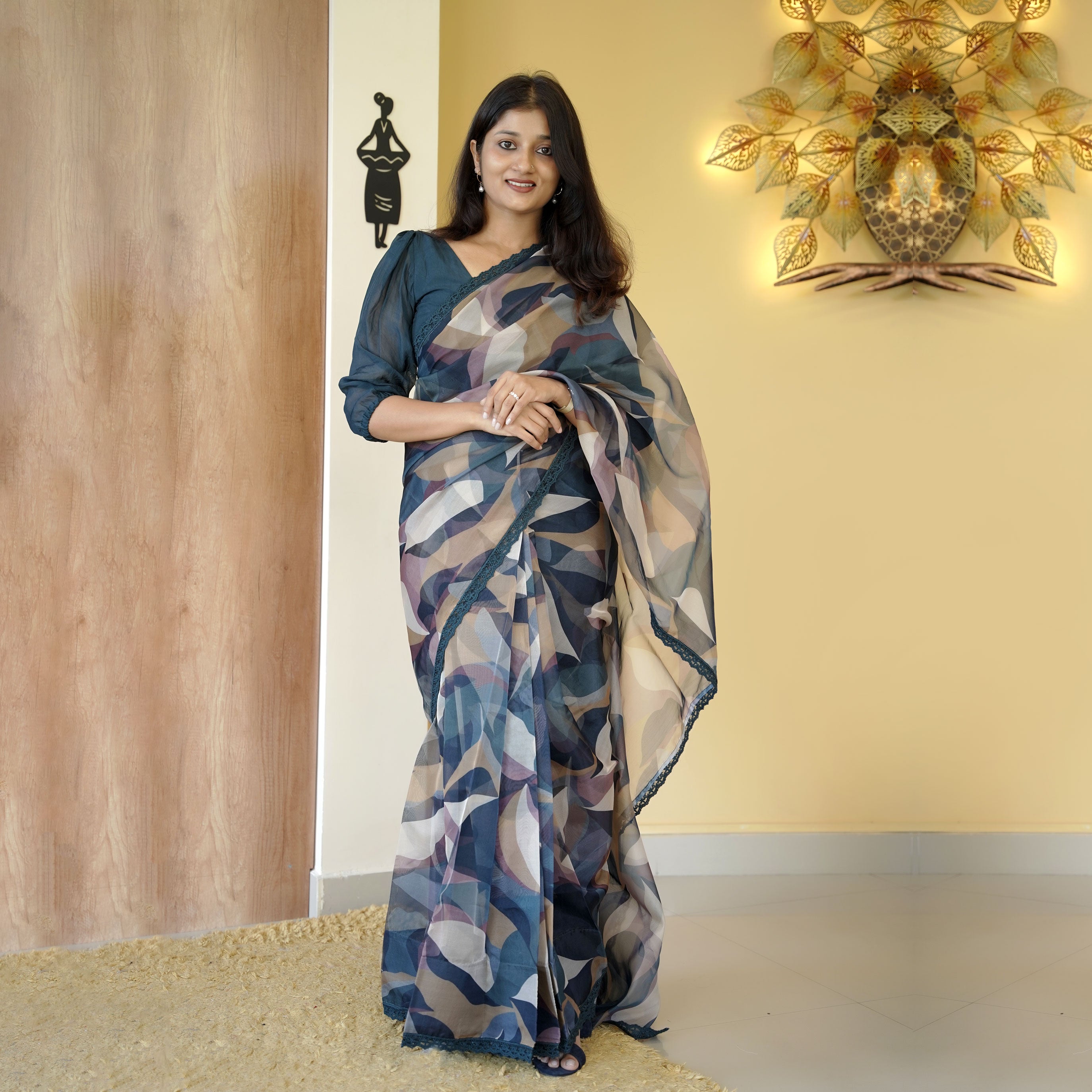 Load image into Gallery viewer, Organza Designer Saree-4675(Pre-Order)
