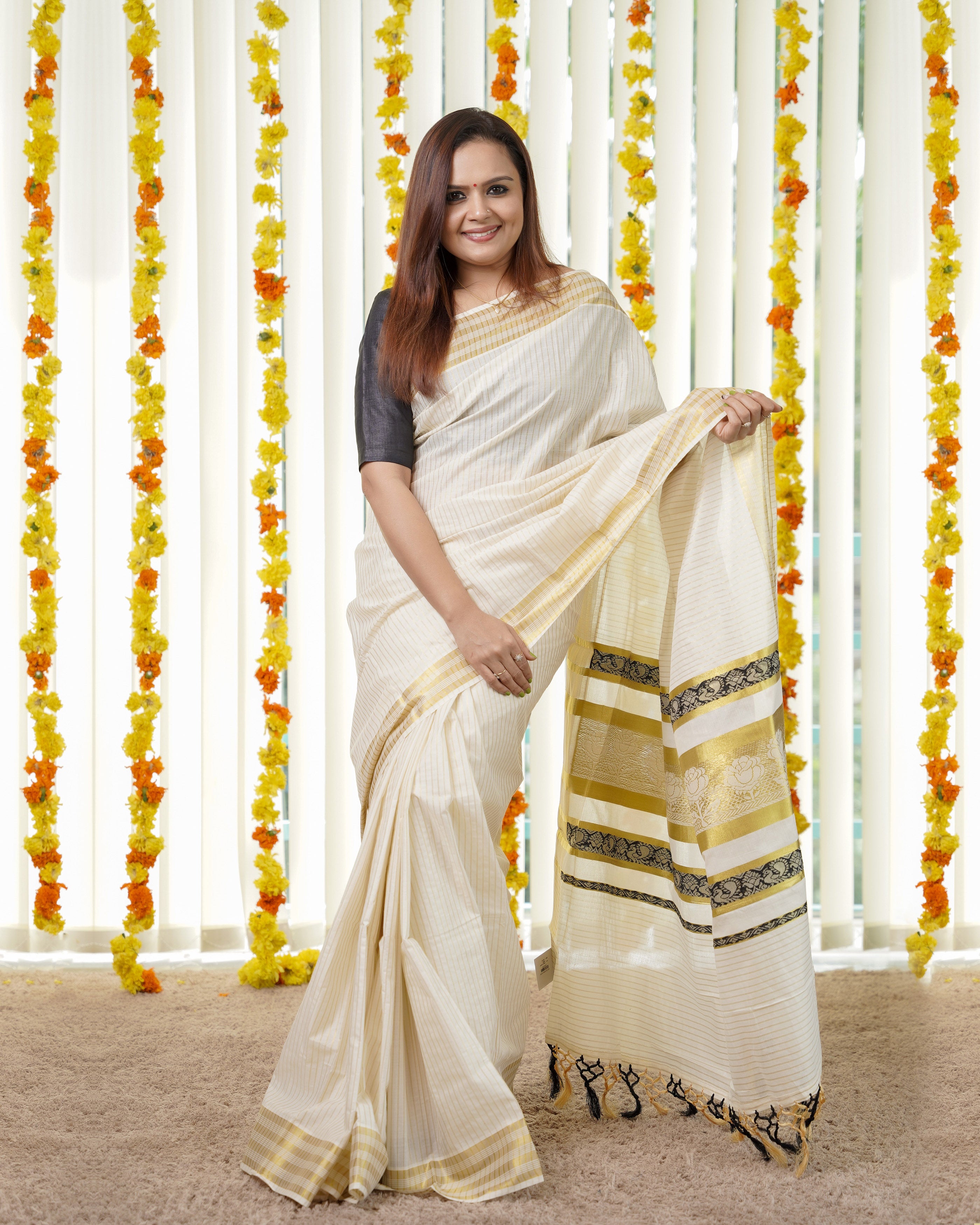 Load image into Gallery viewer, Pure Cotton Kerala Striped Saree-5060
