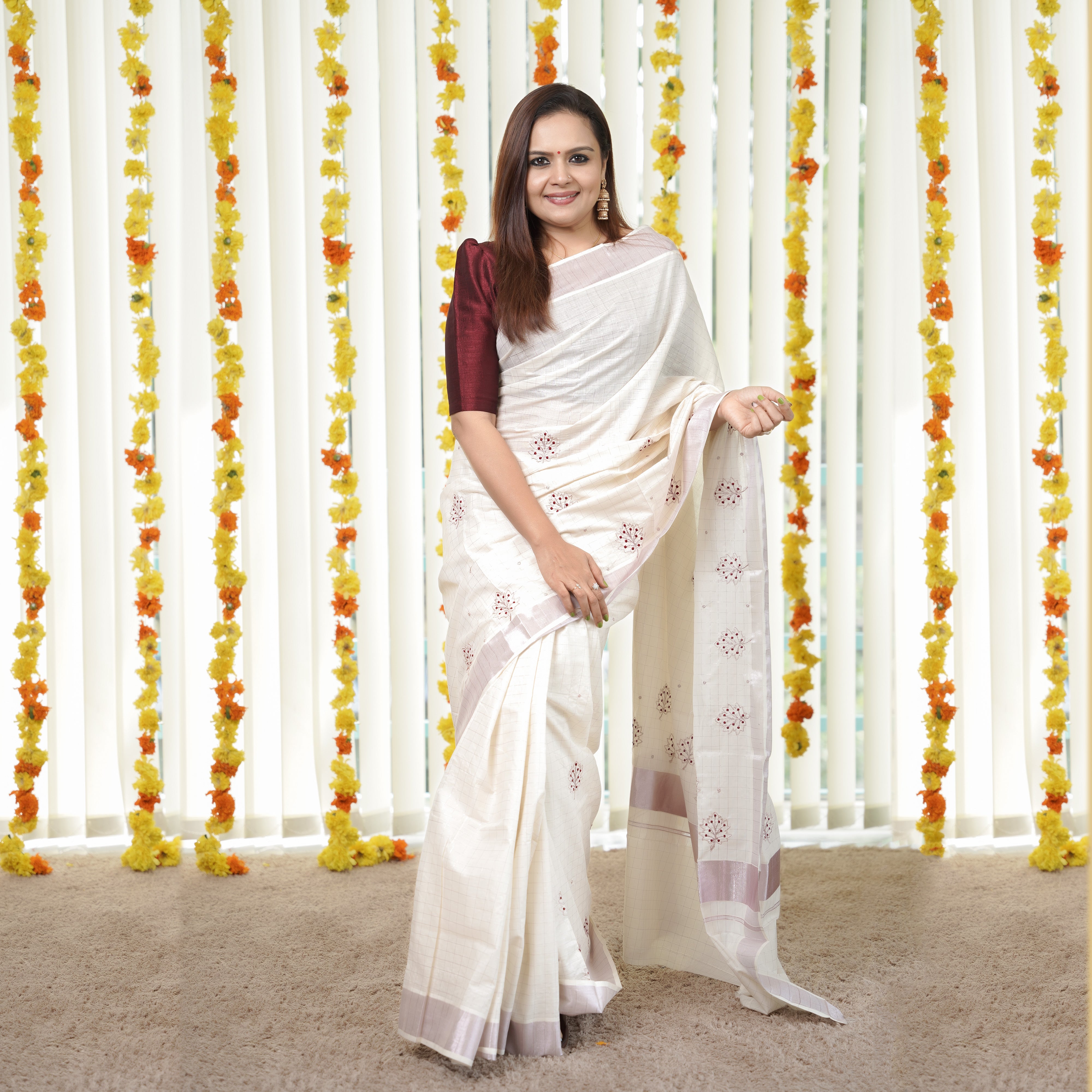 Load image into Gallery viewer, Kerala Checked Saree-5067
