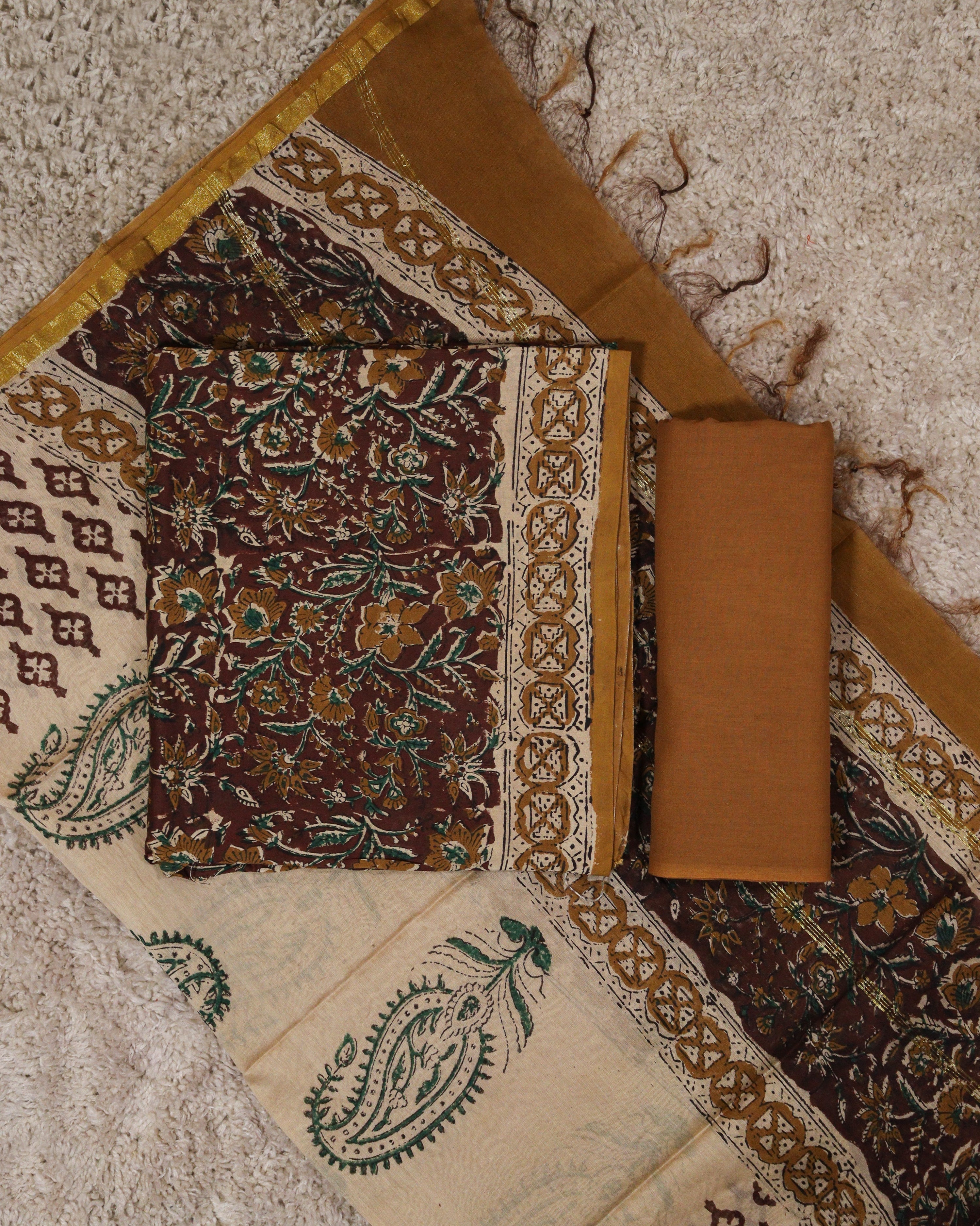 Load image into Gallery viewer, Chanderi Unstitched Suit-5018
