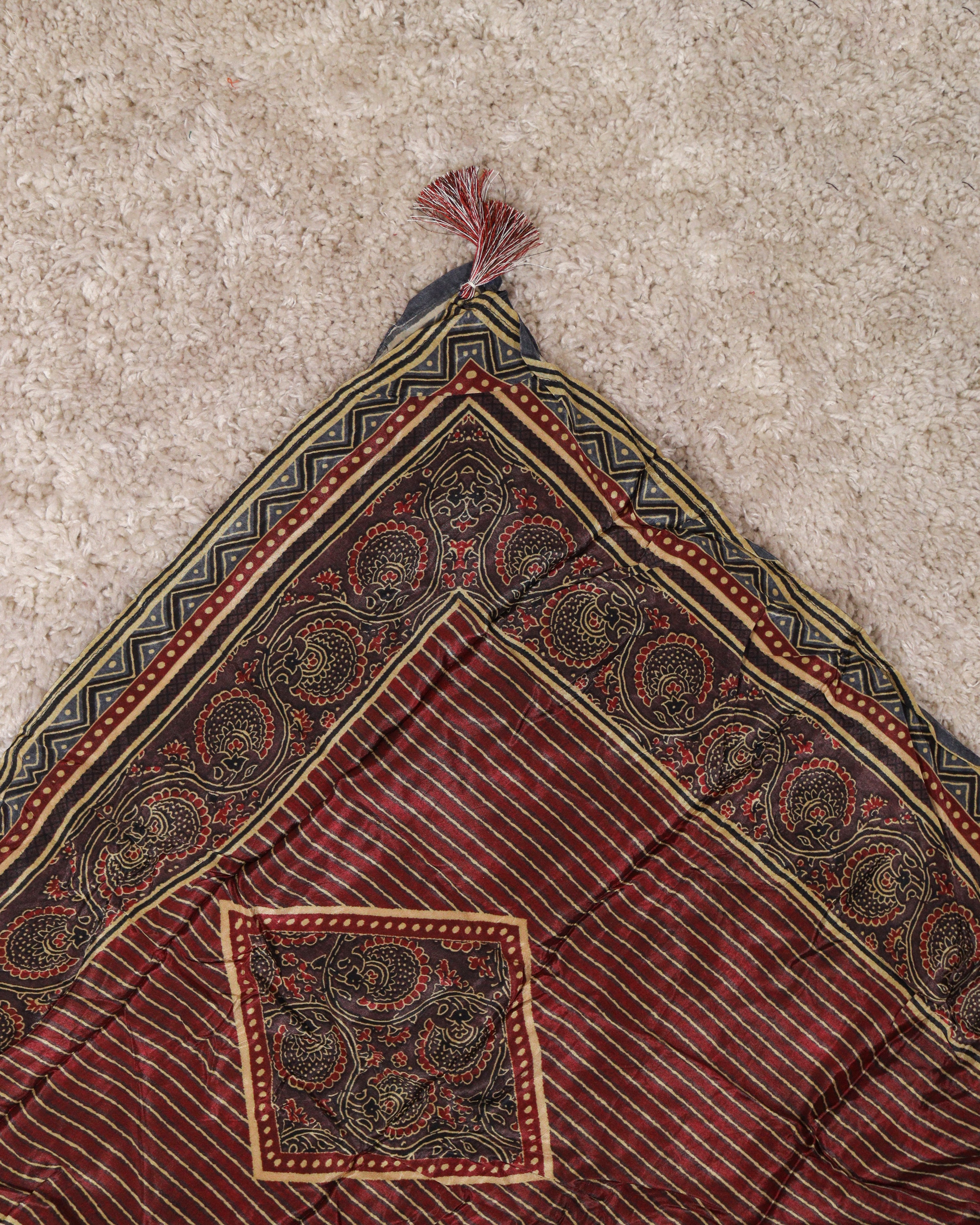 Load image into Gallery viewer, Modal Silk Unstitched Suit-5026
