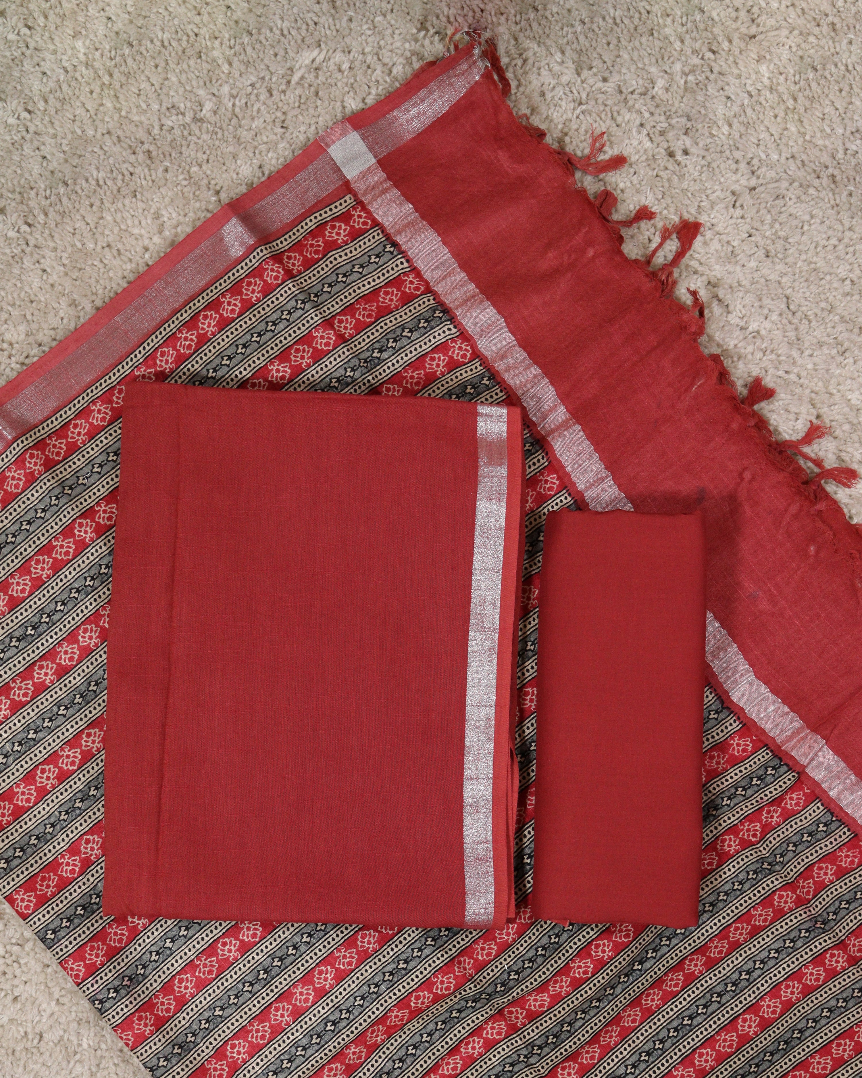 Load image into Gallery viewer, Linen Cotton Unstitched Suit-5382
