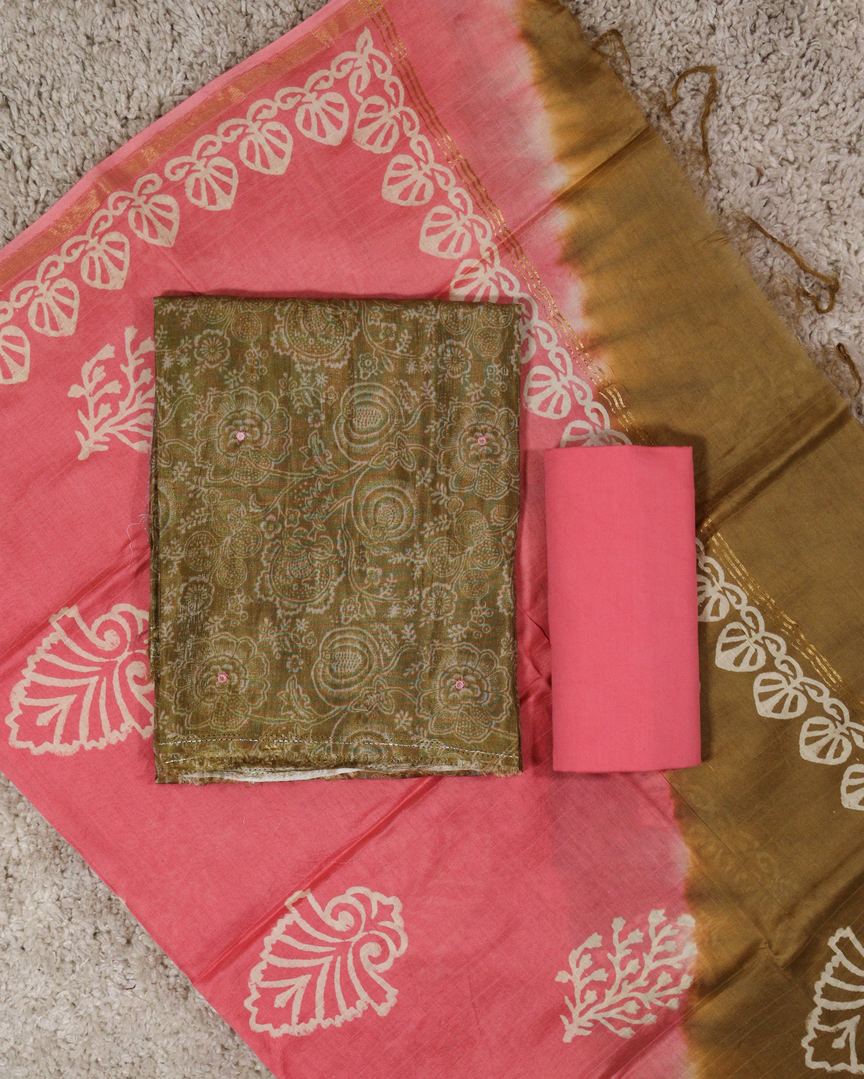 Load image into Gallery viewer, Silk Unstitched Suit-5379
